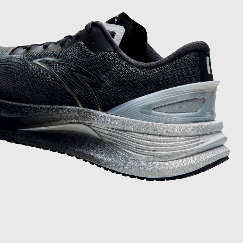 Men's ANTA Bellero 8