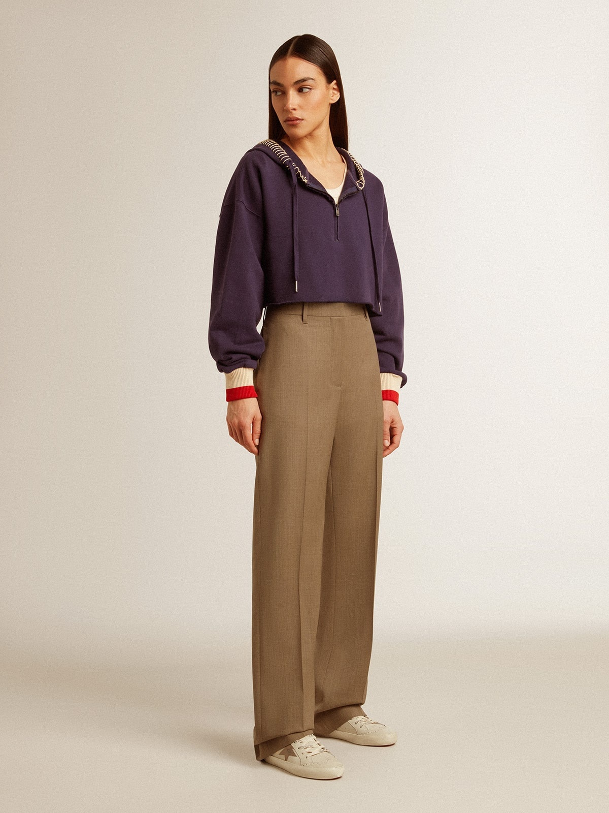 Dark blue cropped sweatshirt with zip fastening and embroidered hood - 7