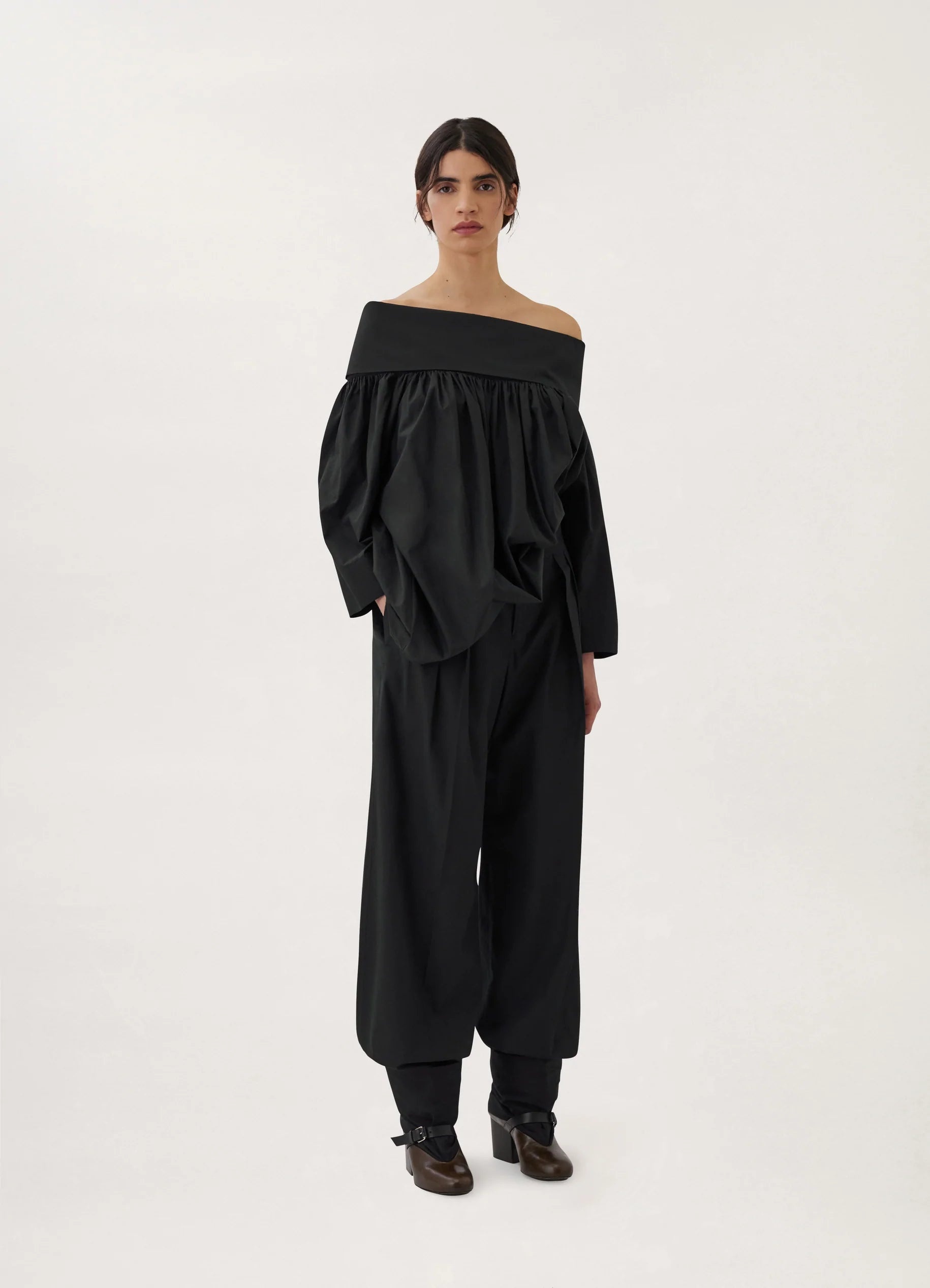 BARE SHOULDER BLOUSE
COTTON POPLIN - 5