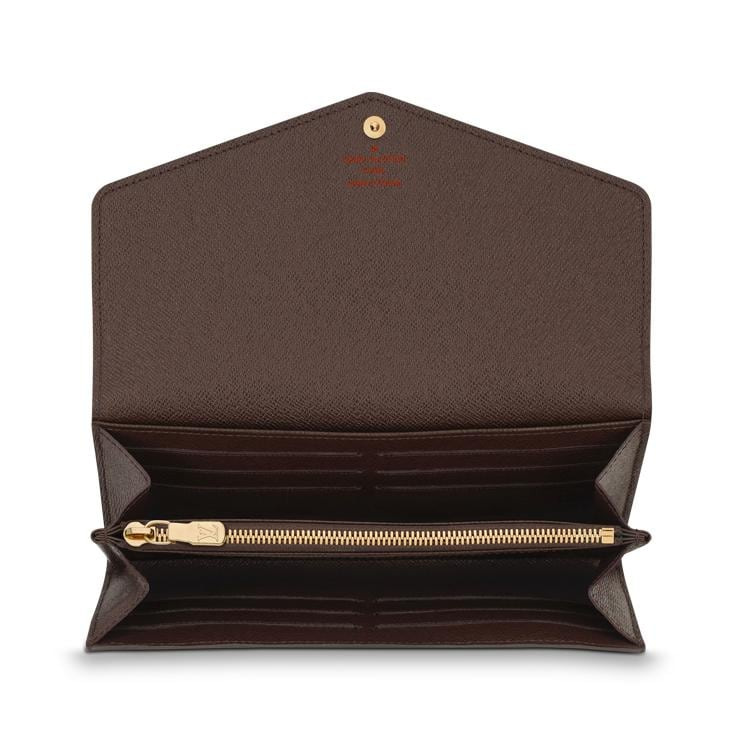 Sarah Wallet - 7