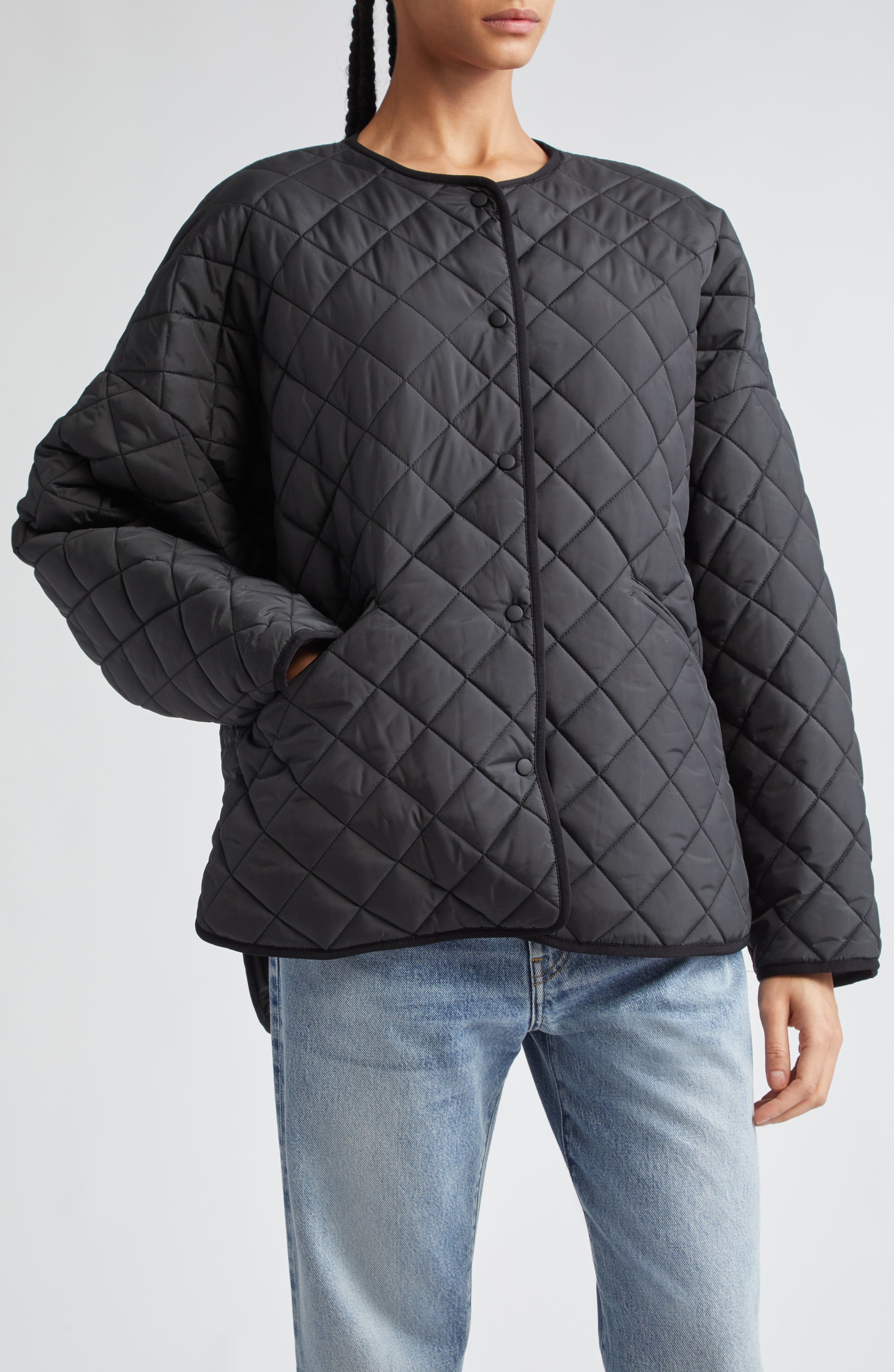 TOTEME Oversize Quilted Jacket in Black 200 at Nordstrom - 5
