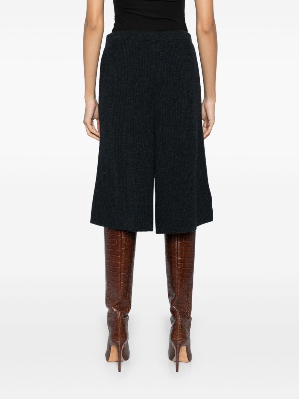 bermuda wool shorts - 4