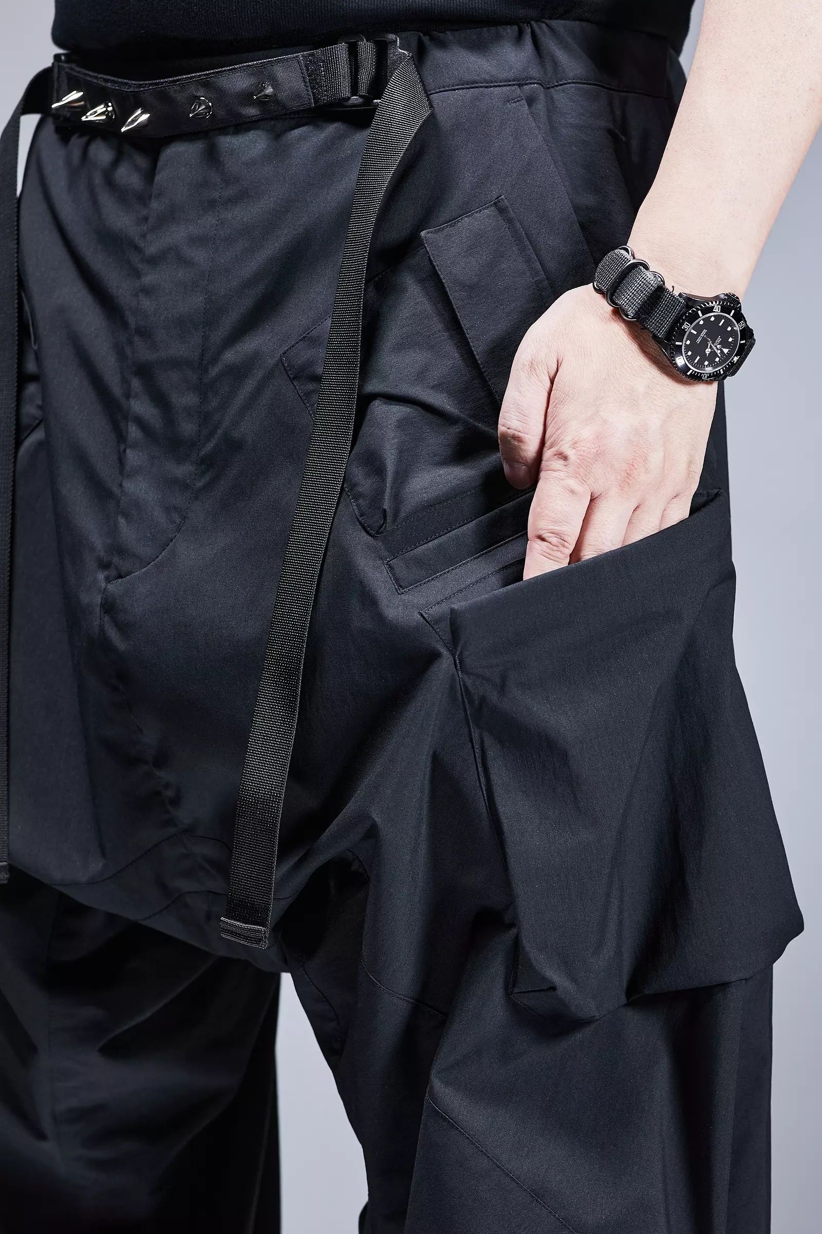 P30AL-E Encapsulated Nylon Ultrawide Drawcord Cargo Trouser Black - 22