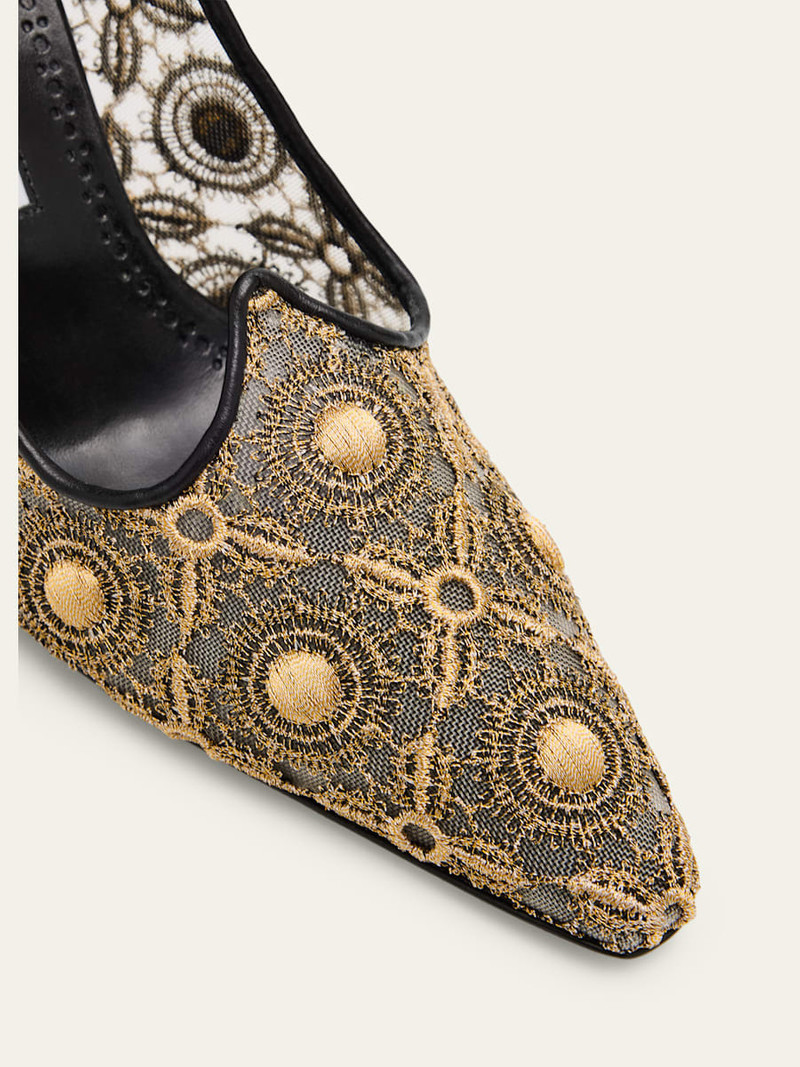Manolo Blahnik Euridi Lace Pointed-Toe Stiletto Pumps outlook