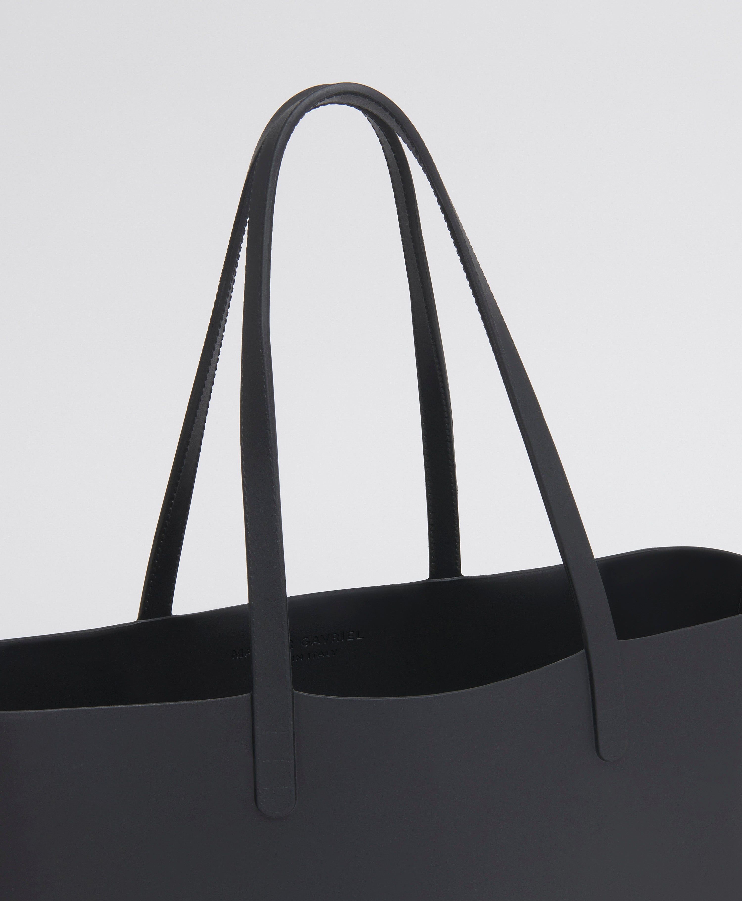 LARGE RUBBER TOTE - 5