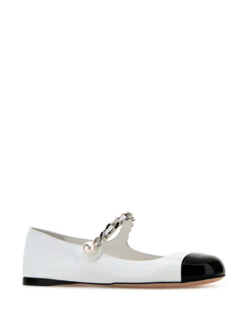 Miu Miu patent leather ballerinas outlook