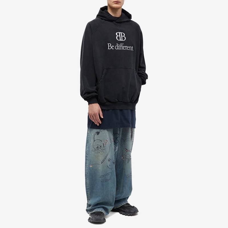 BALENCIAGA Balenciaga Be Different Popover Hoody outlook