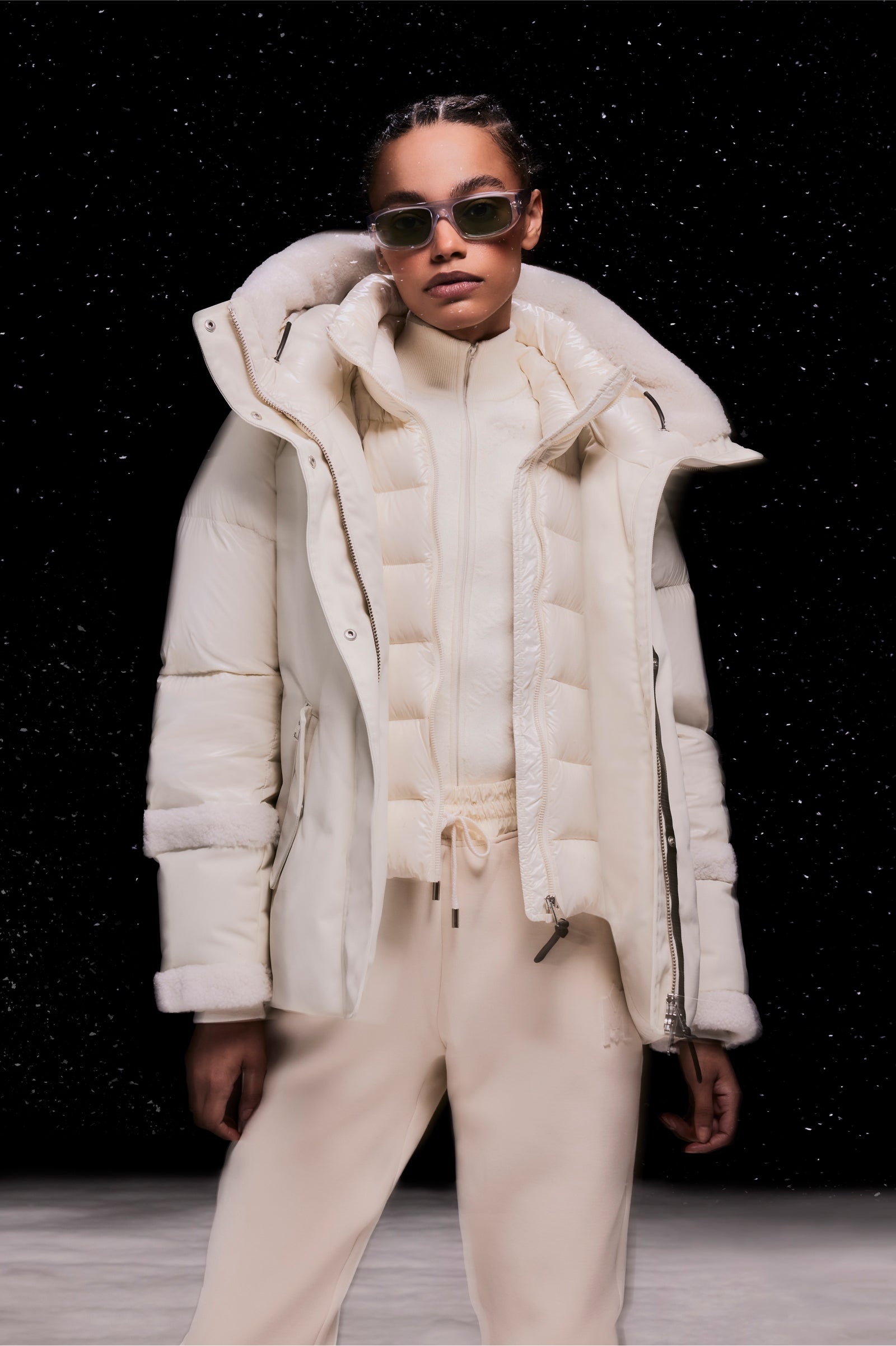 CYRAH Arctic Twill down jacket with shearling trim - 2