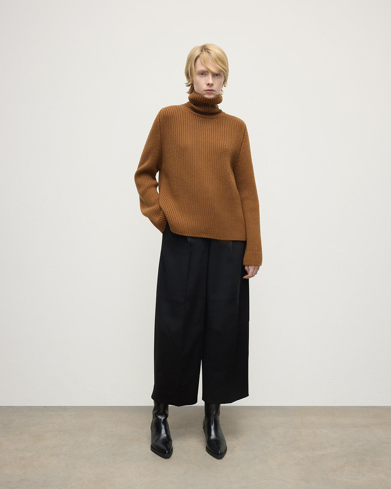Johnstons of Elgin Roll-Collar Camel Cashmere Jumper outlook