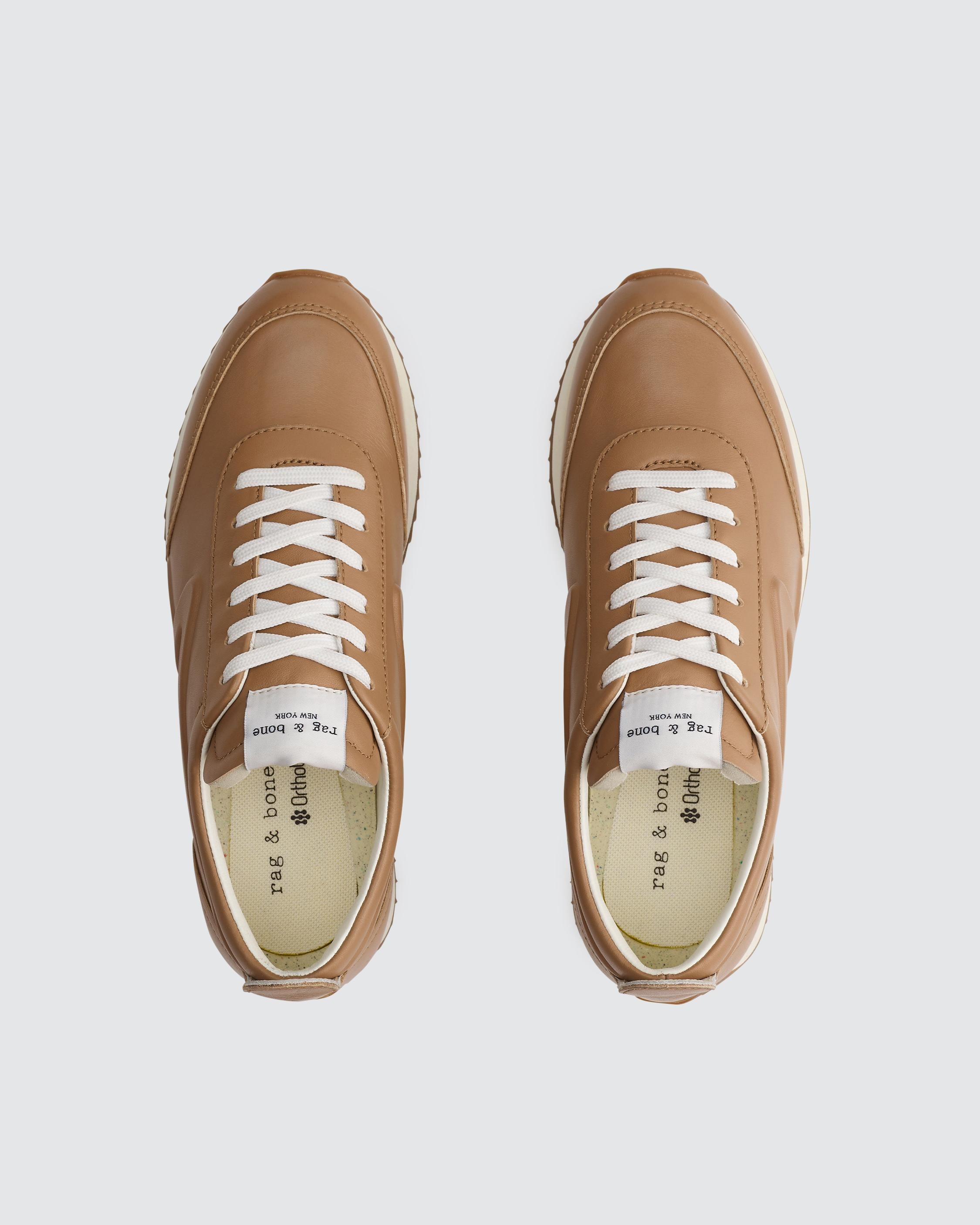 Retro Runner - Leather
Low Top Sneaker - 4