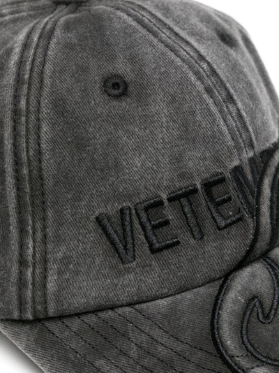 VETEMENTS Flame-logo baseball cap outlook