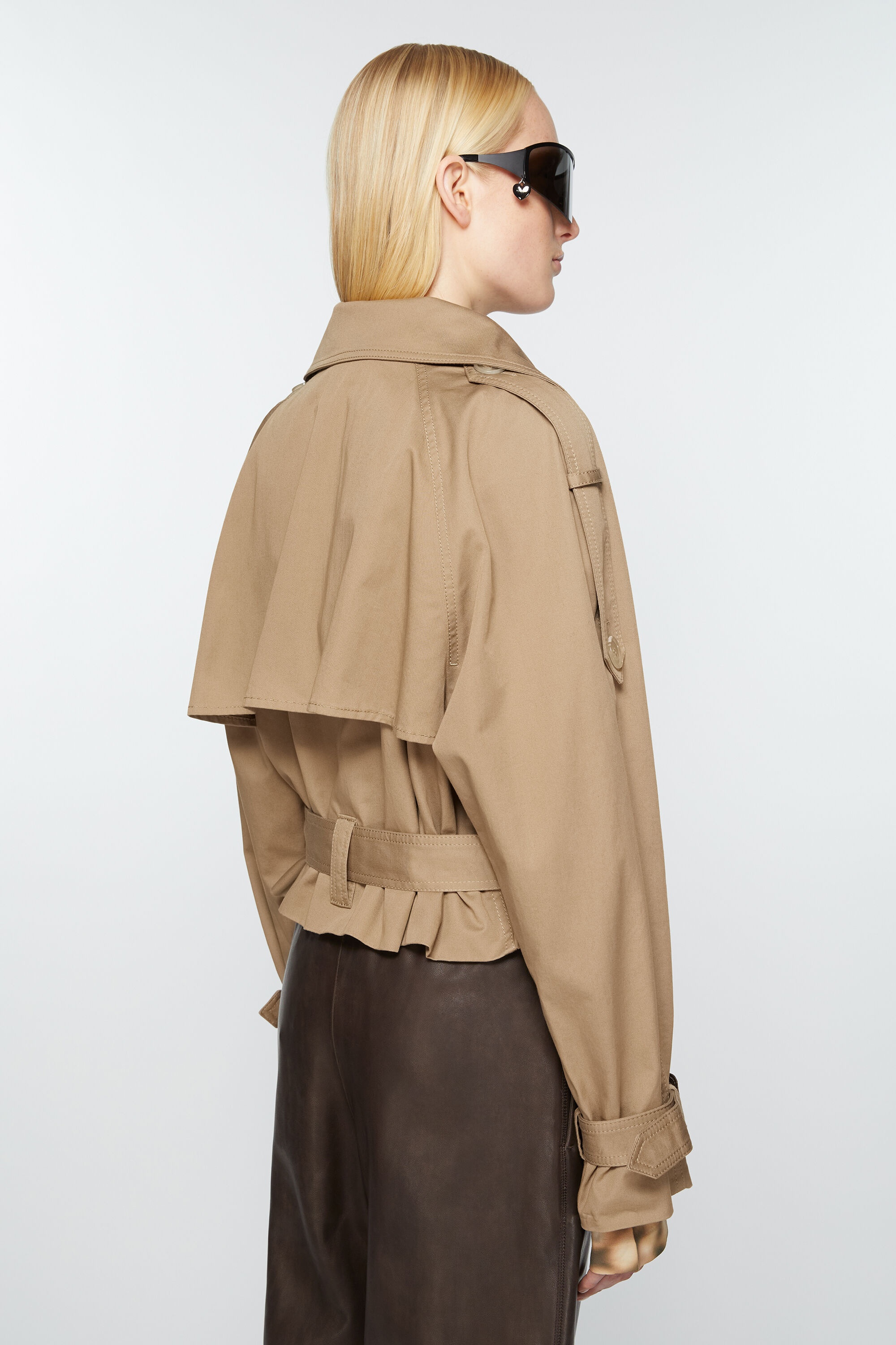 Double-breasted trench jacket - Cold beige - 4