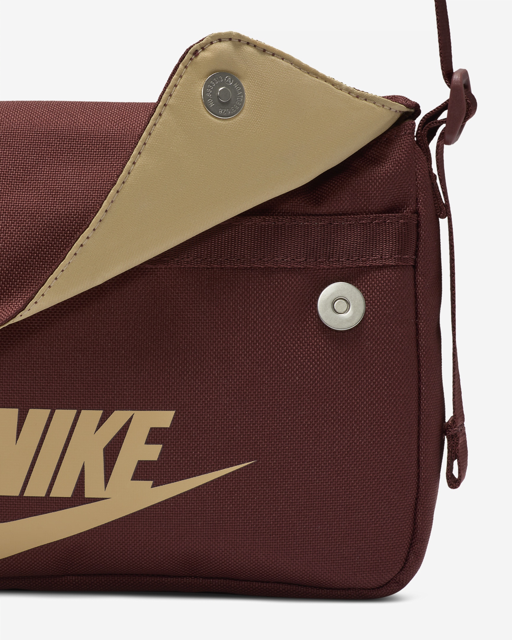 Nike Sportswear Women's Futura 365 Crossbody Bag (3L) - 7