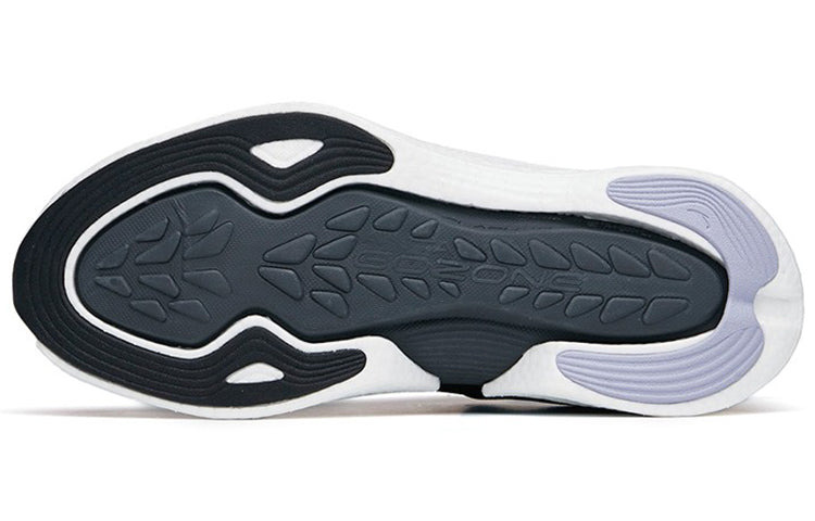 (WMNS) ANTA Hydrogen Running 4 'Black White' 122225541-8 - 5