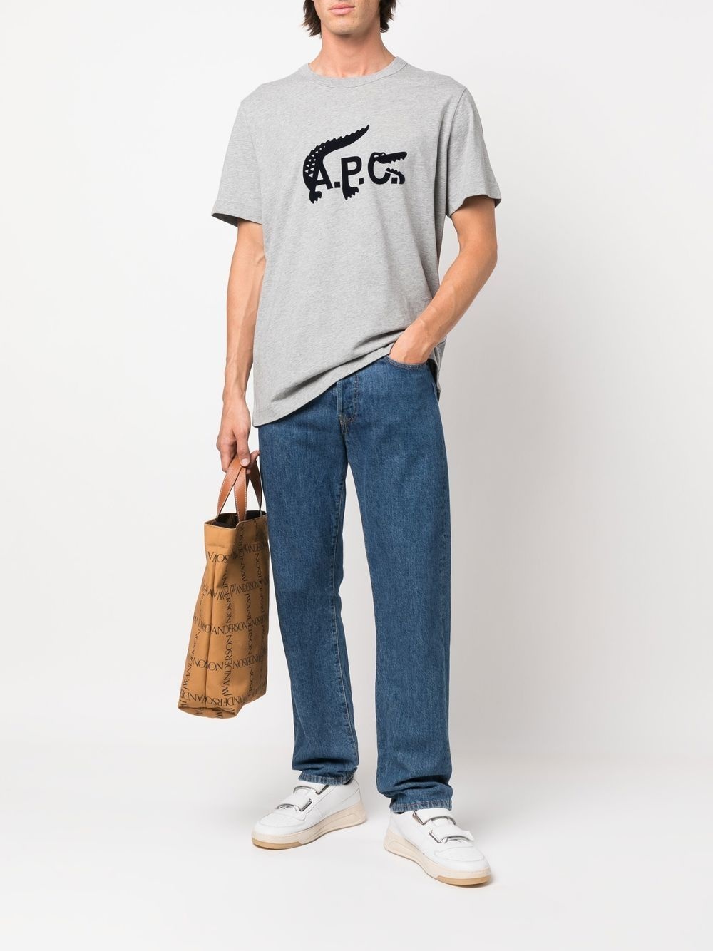 x A.P.C. logo-print cotton T-shirt - 2