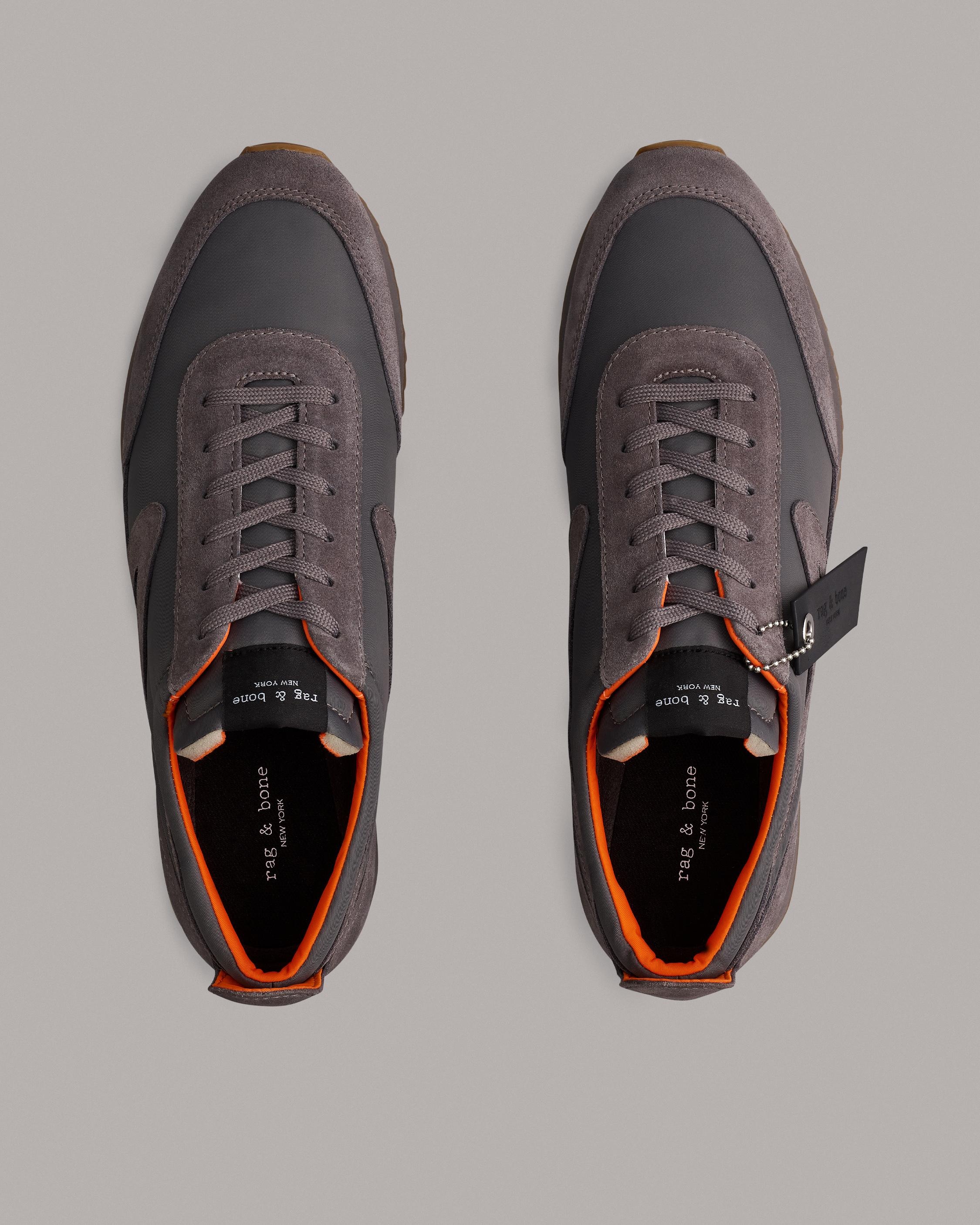 Retro Runner Bomber - Nylon
Low Top Sneaker - 2