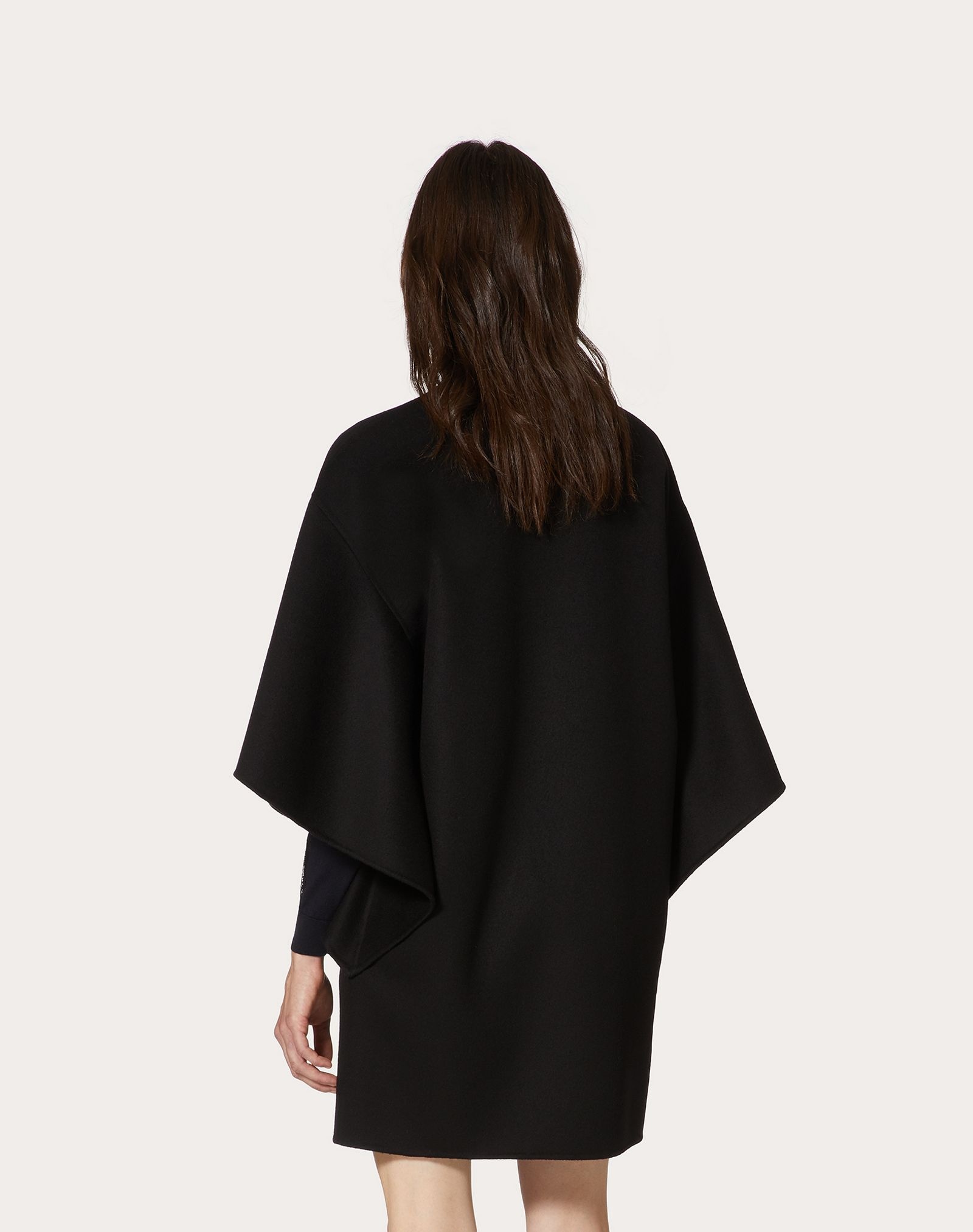 Double-Faced Compact Drap Cape - 4