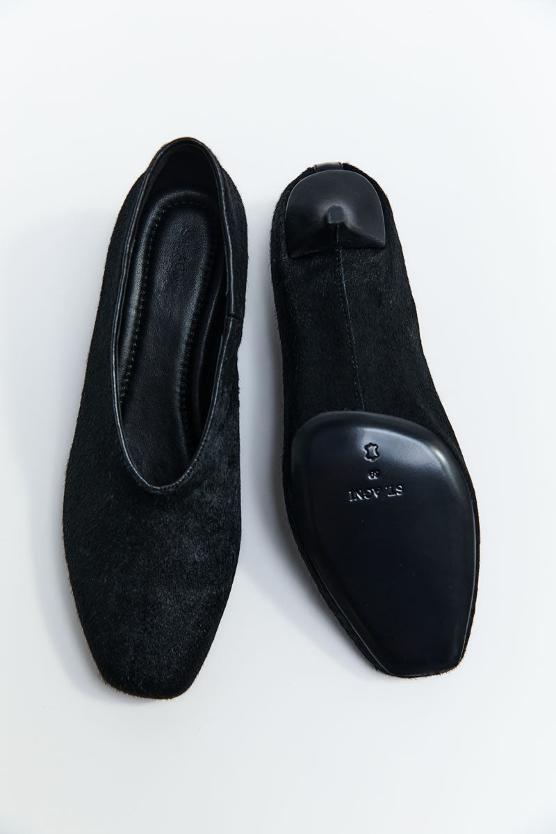 Pony Hair Glove Heel - Black - 6