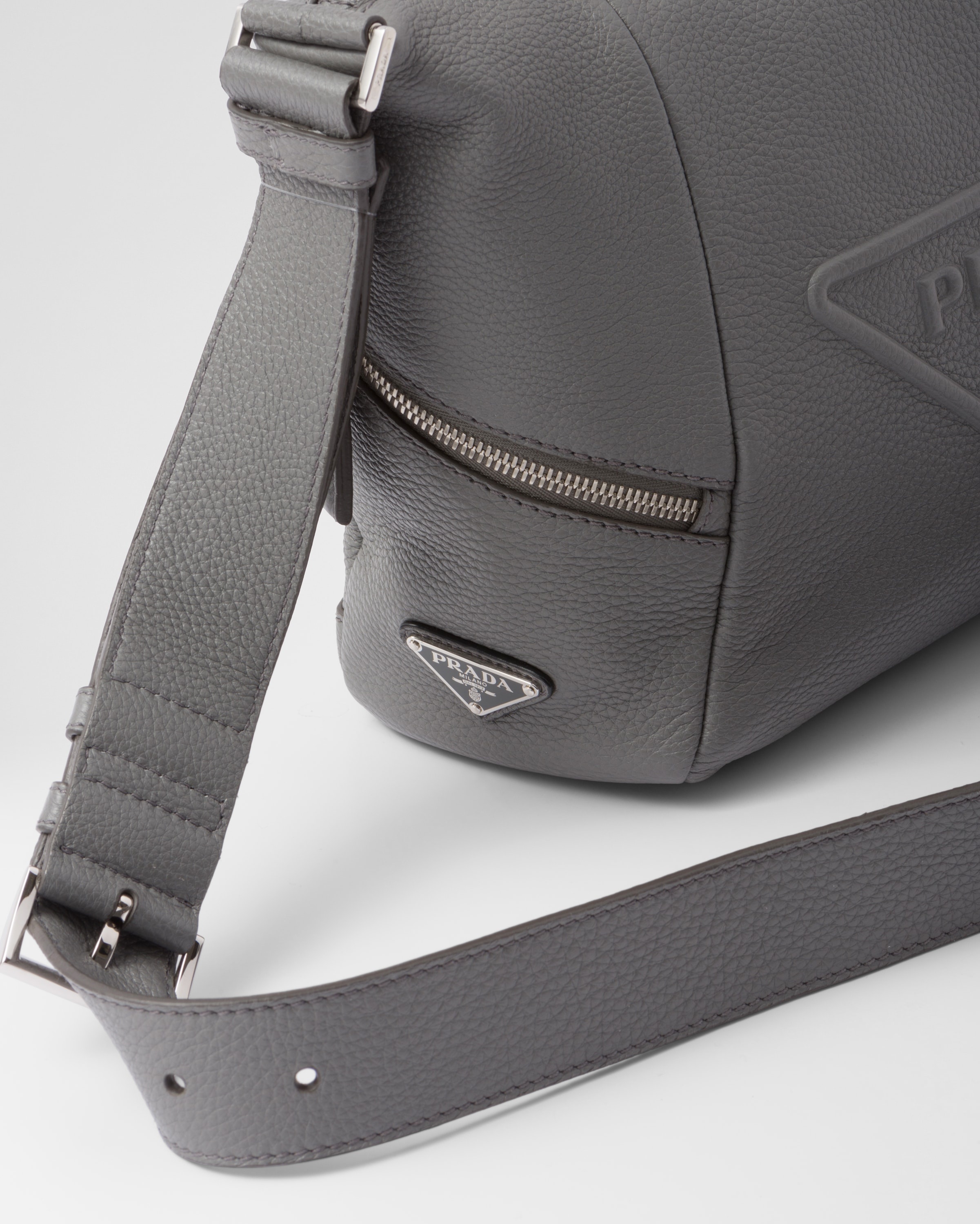 Leather bag with shoulder strap - 7