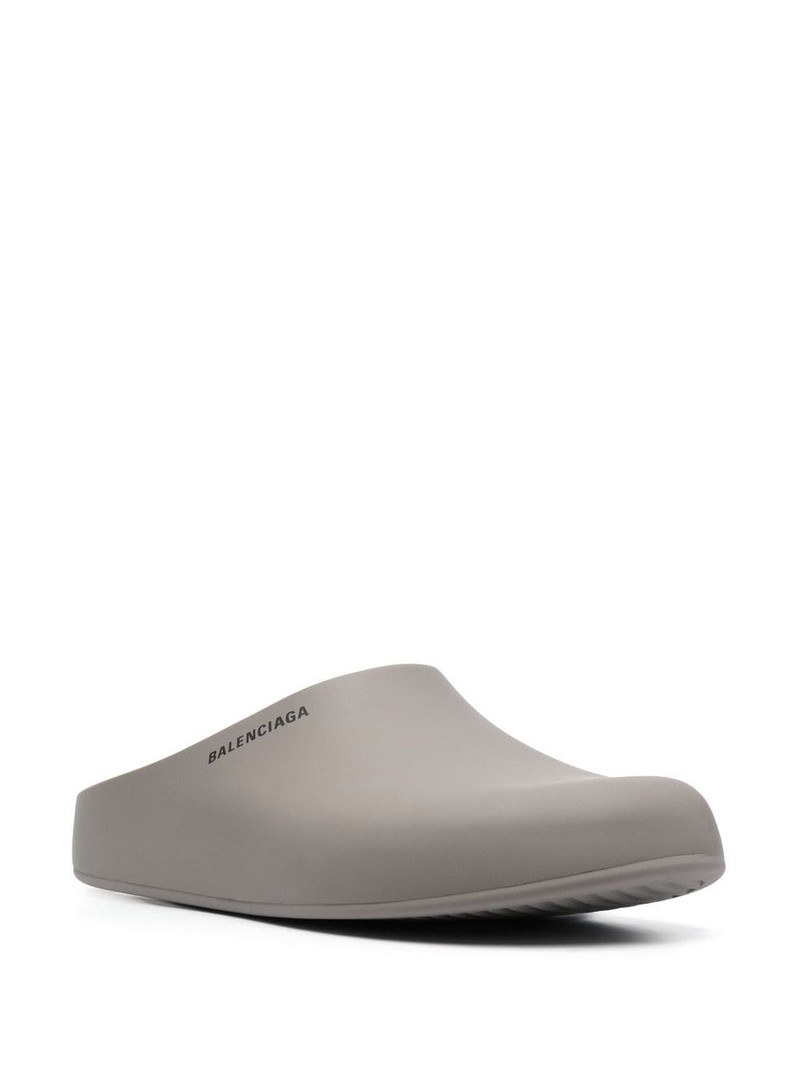 BALENCIAGA logo-print slides outlook