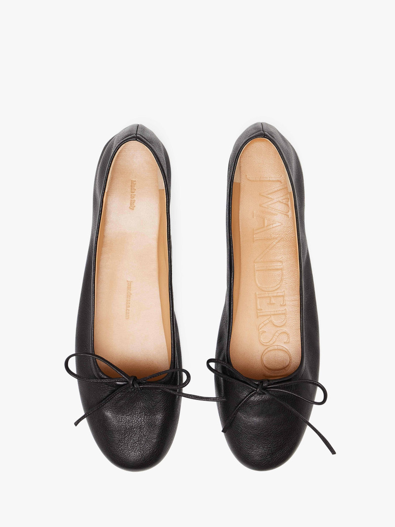 ROUND-TOE LEATHER BALLERINAS 4
