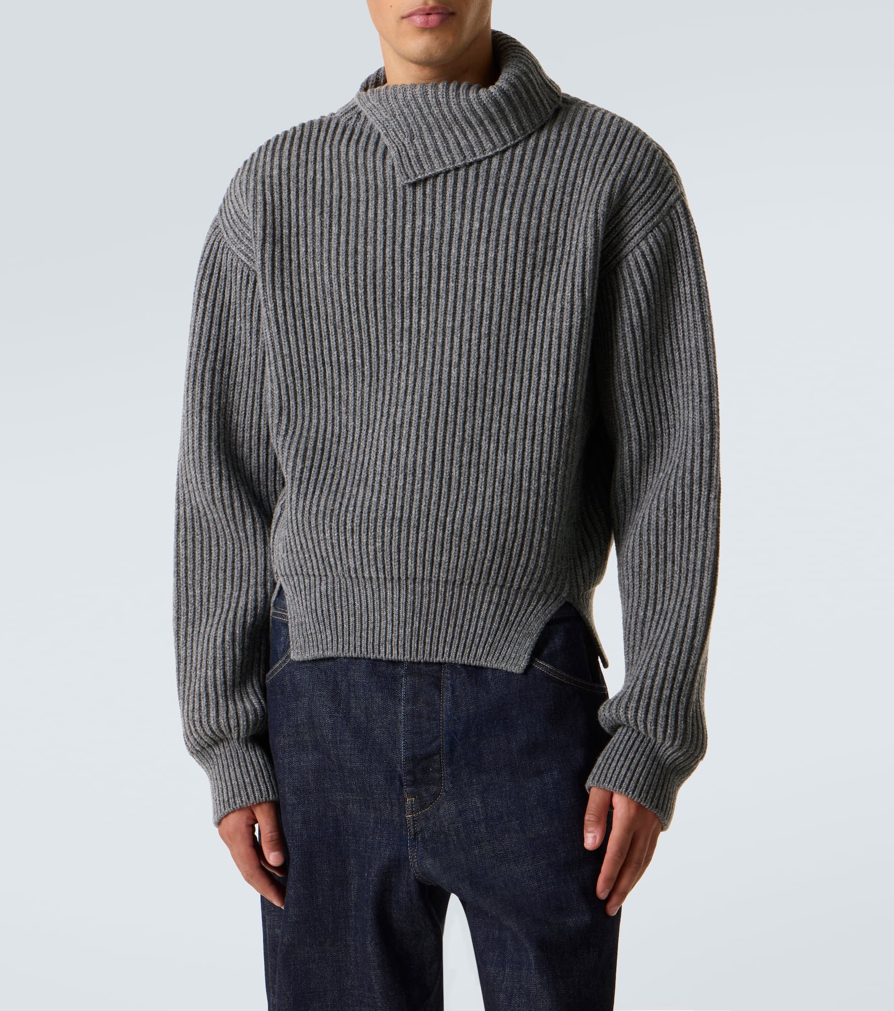 Wool turtleneck sweater - 3