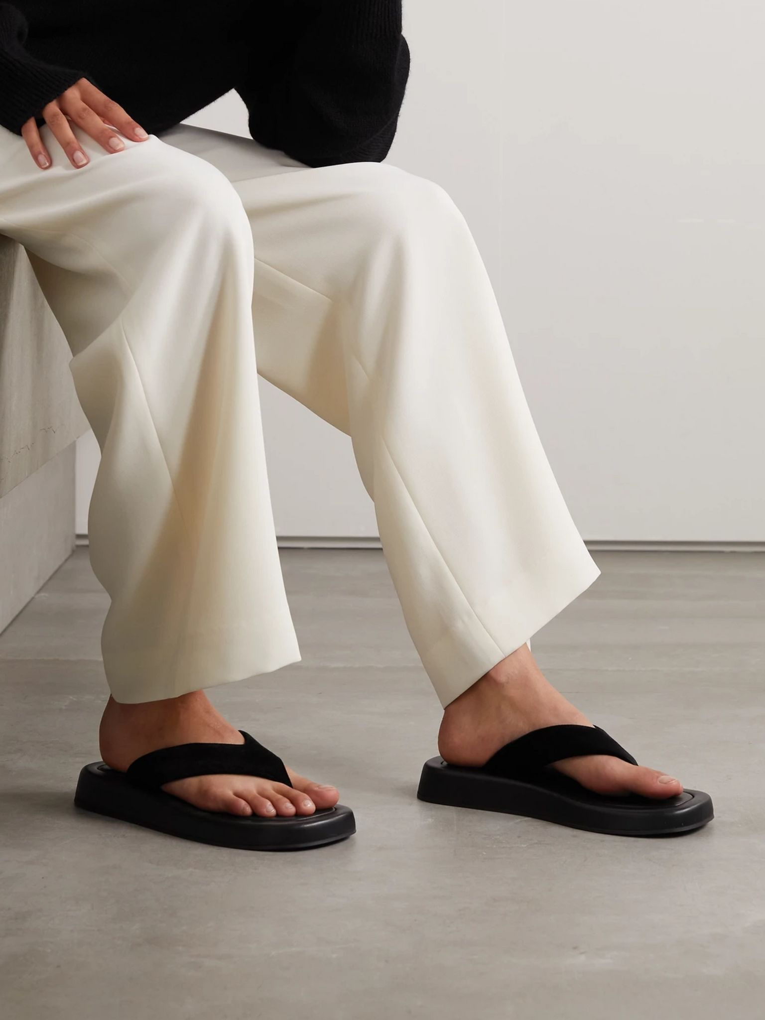 Ginza leather and velvet platform flip flops Black - 2