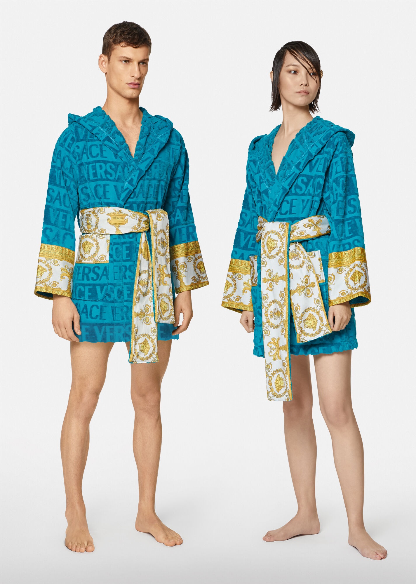 I ♡ Baroque Hooded Bathrobe - 2