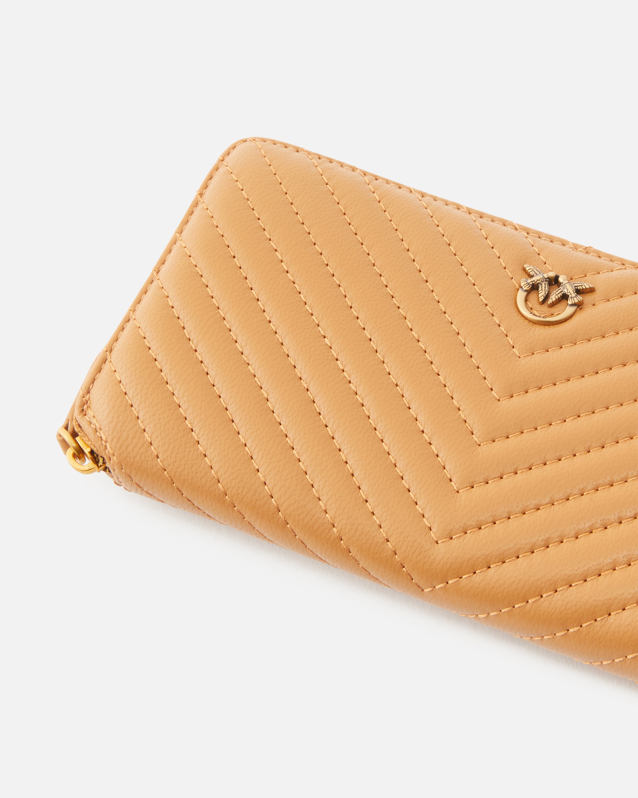 ZIP-AROUND WALLET IN CHEVRON-PATTERNED NAPPA LEATHER - 4