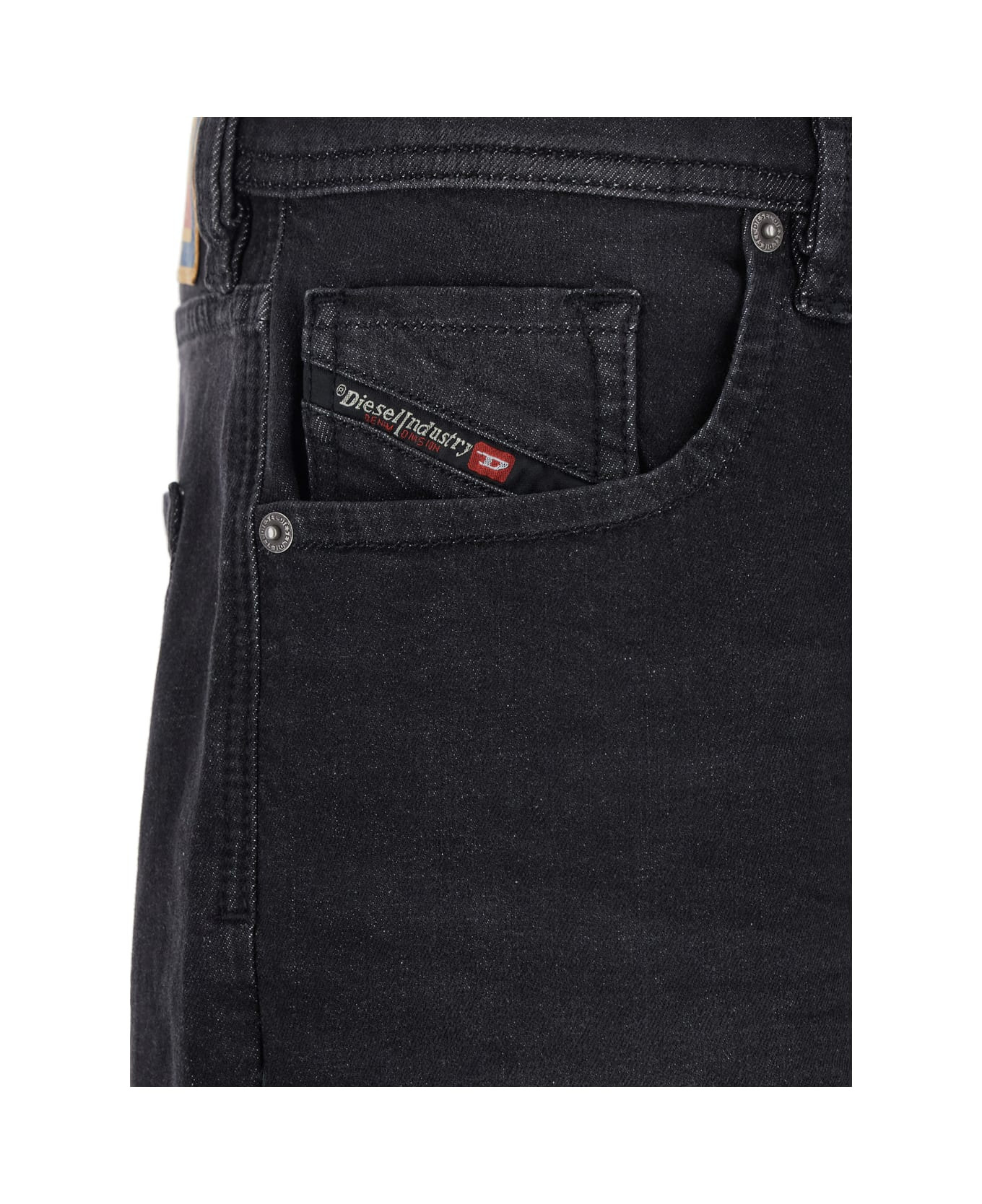 'larkee' Black Jeans With Logo Patch On The Rear And Tapered Leg In Denim Man - 2