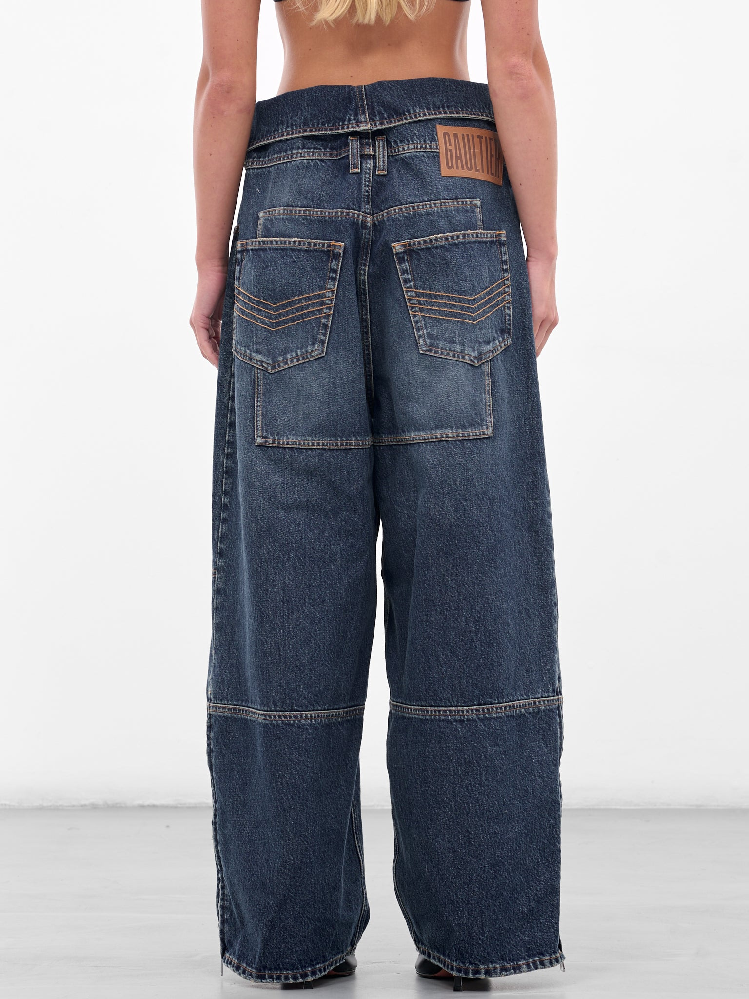 Blue Zipped Patch Denim Jeans - 3