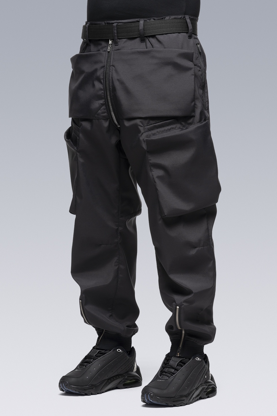 ACRONYM P38-GTB Composite Nylon Cargo Pant Black | REVERSIBLE