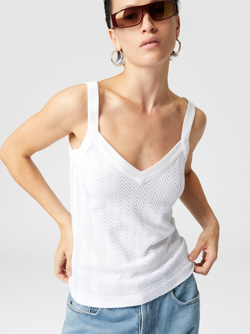 Tone-on-tone zigzag cotton and viscose tank tops 4
