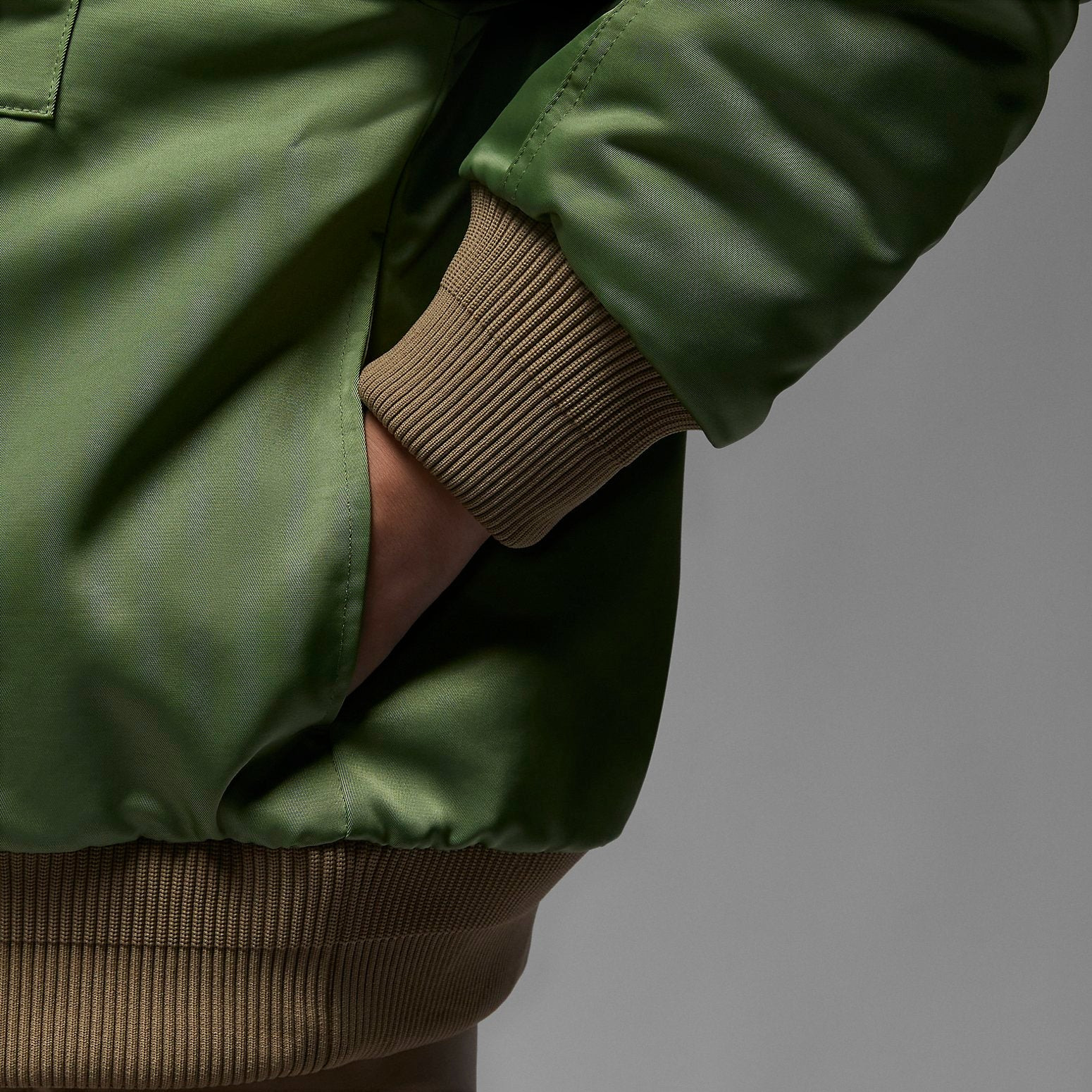 (WMNS) Air Jordan Renegade Jacket Asia Sizing 'Sky J Light Olive' FB5089-340 - 4