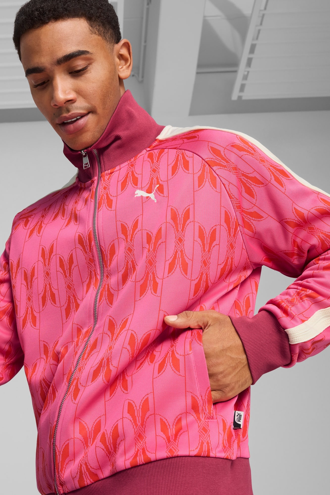 The NeverWorn V T7 Track Jacket Men - 4