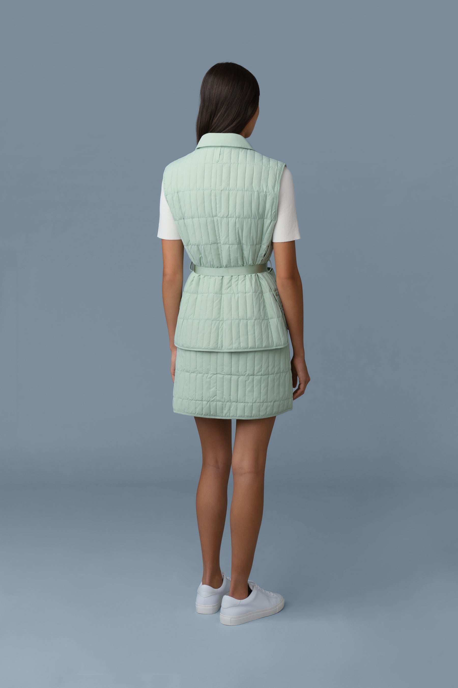HELIA Light Down Vertical Quilted Vest - 5