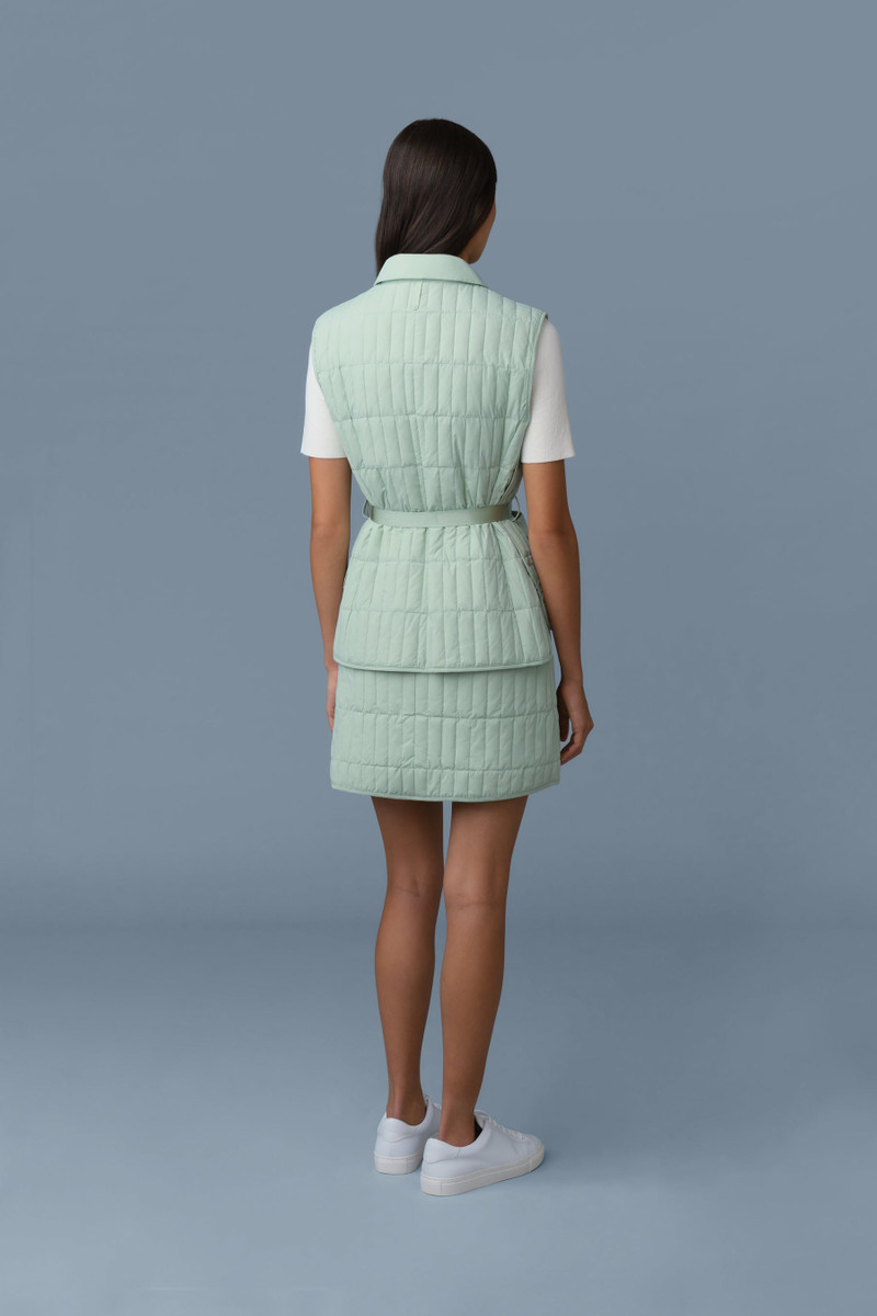 HELIA Light Down Vertical Quilted Vest 5