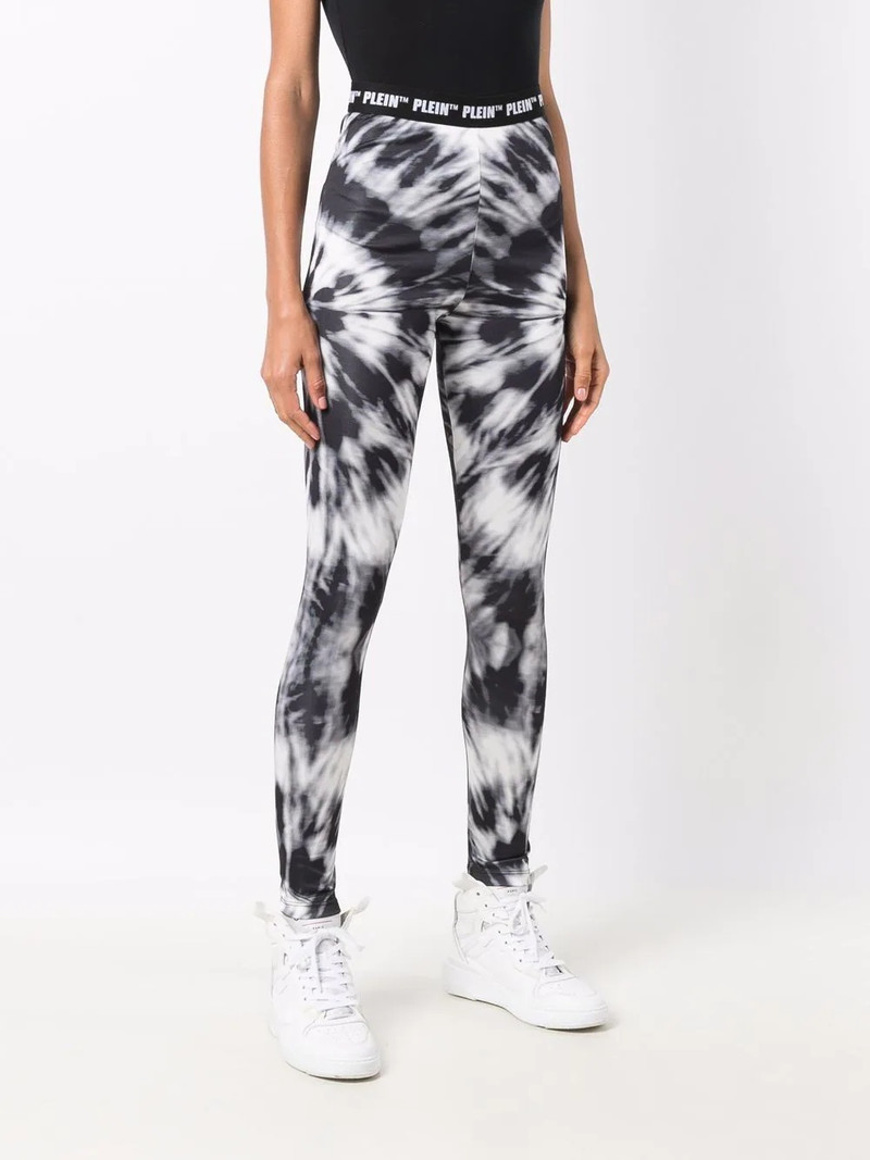 tie-dye print cycling shorts 3