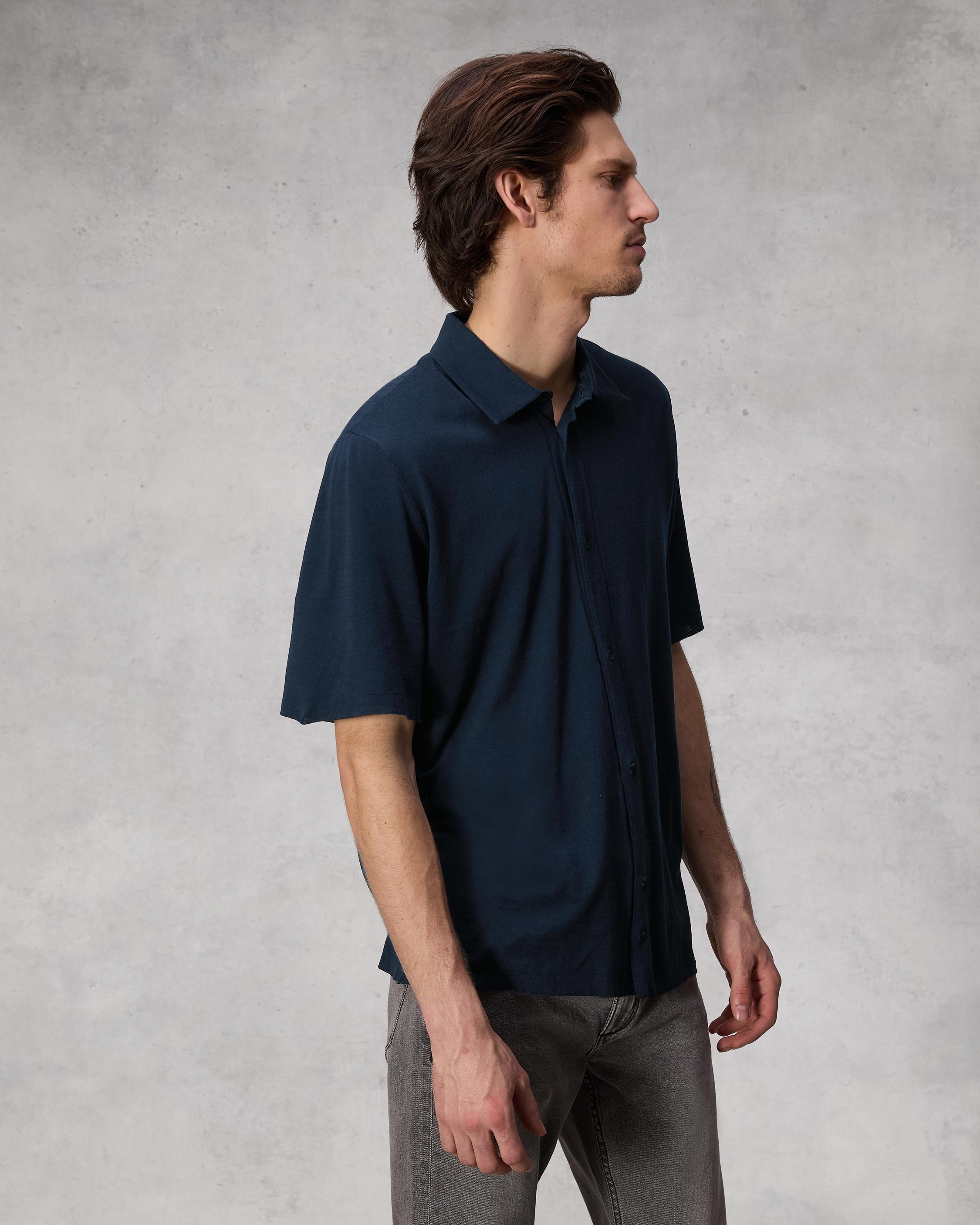 Banks Double Faced Cotton Shirt
Classic Fit Button Down - 4