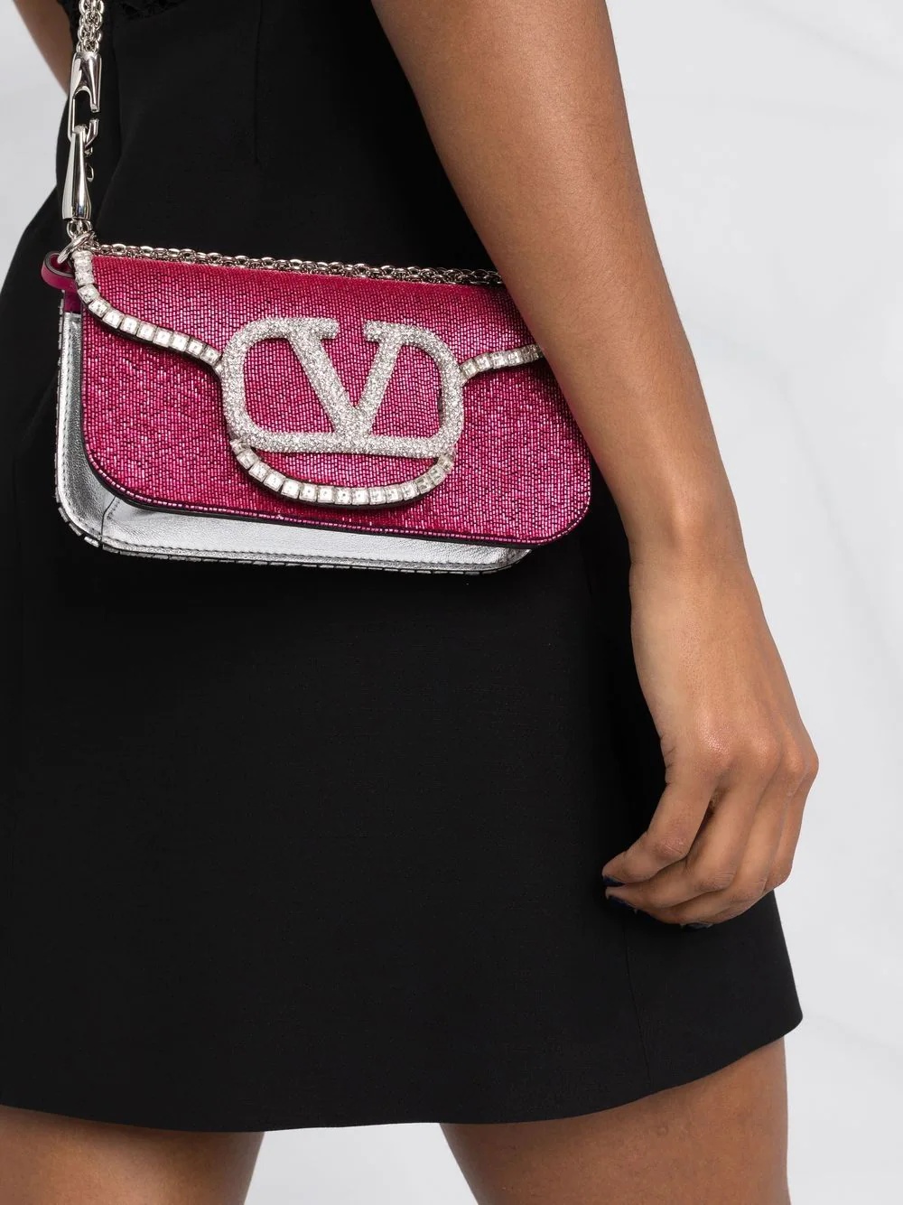 VLogo sequinned clutch bag - 3