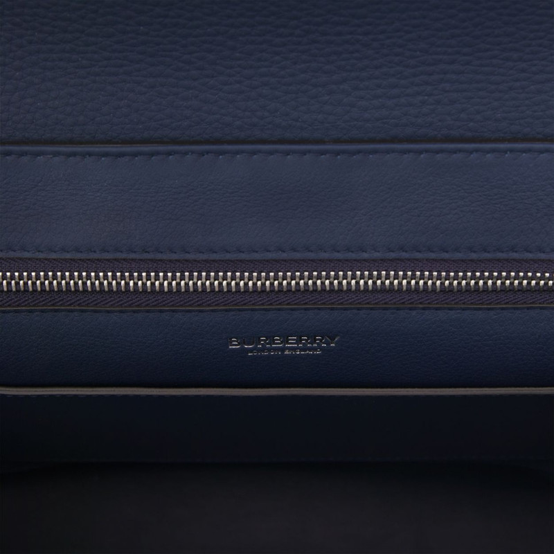 Grainy Leather Pocket Messenger Bag 9