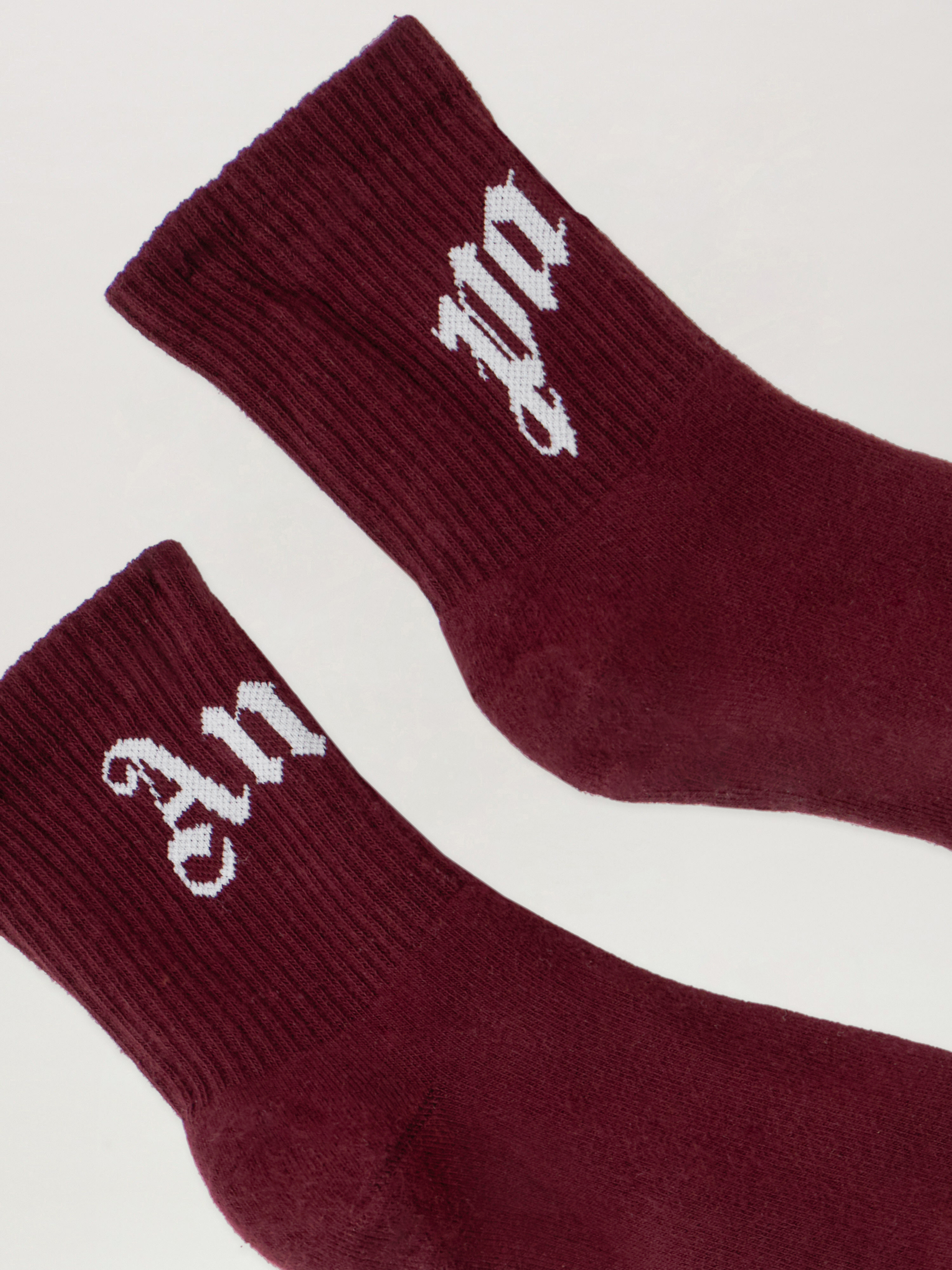 Curved Logo Socks - 2