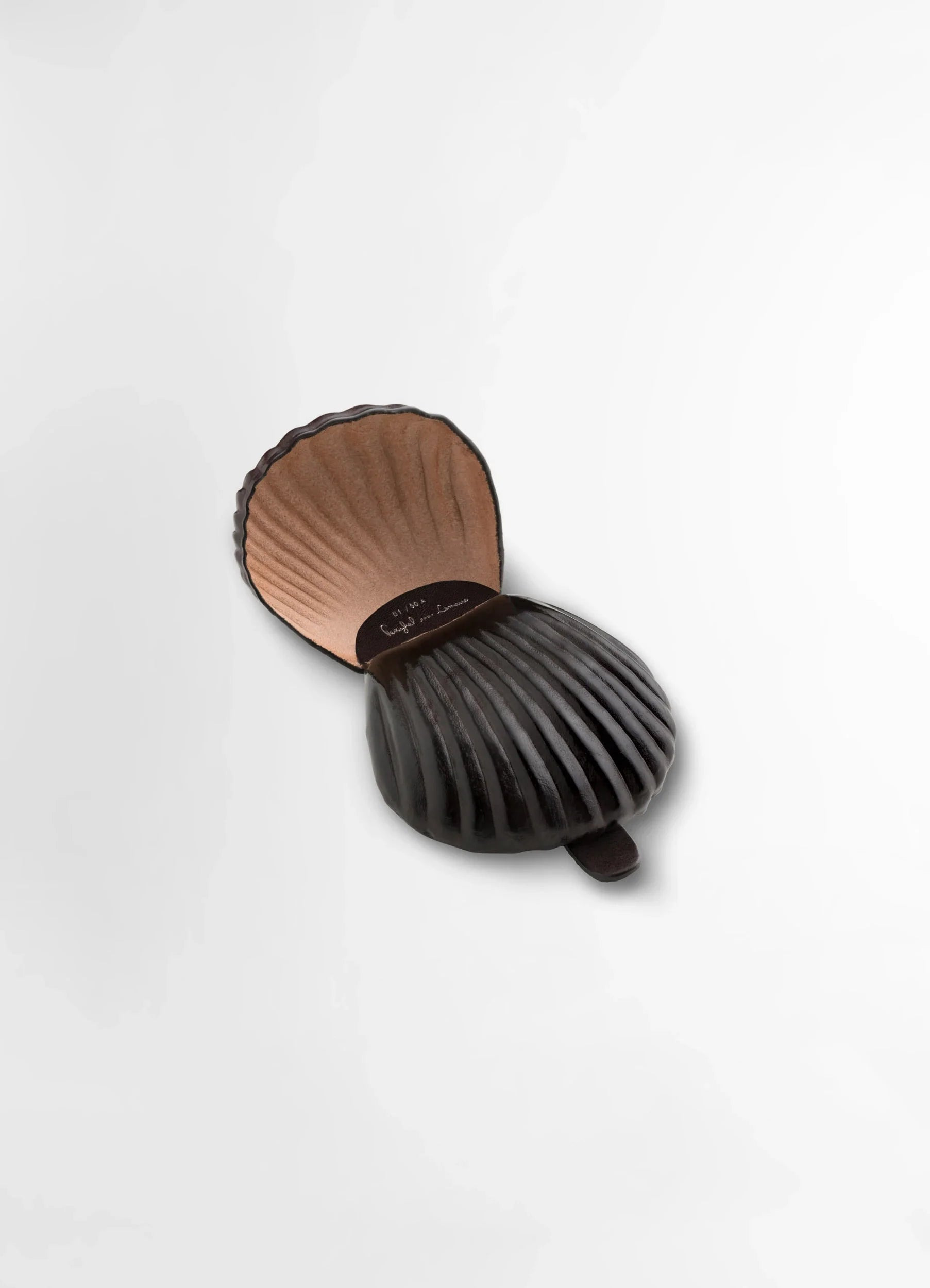 CARLOS PENAFIEL SHELL COIN PURSE - 3