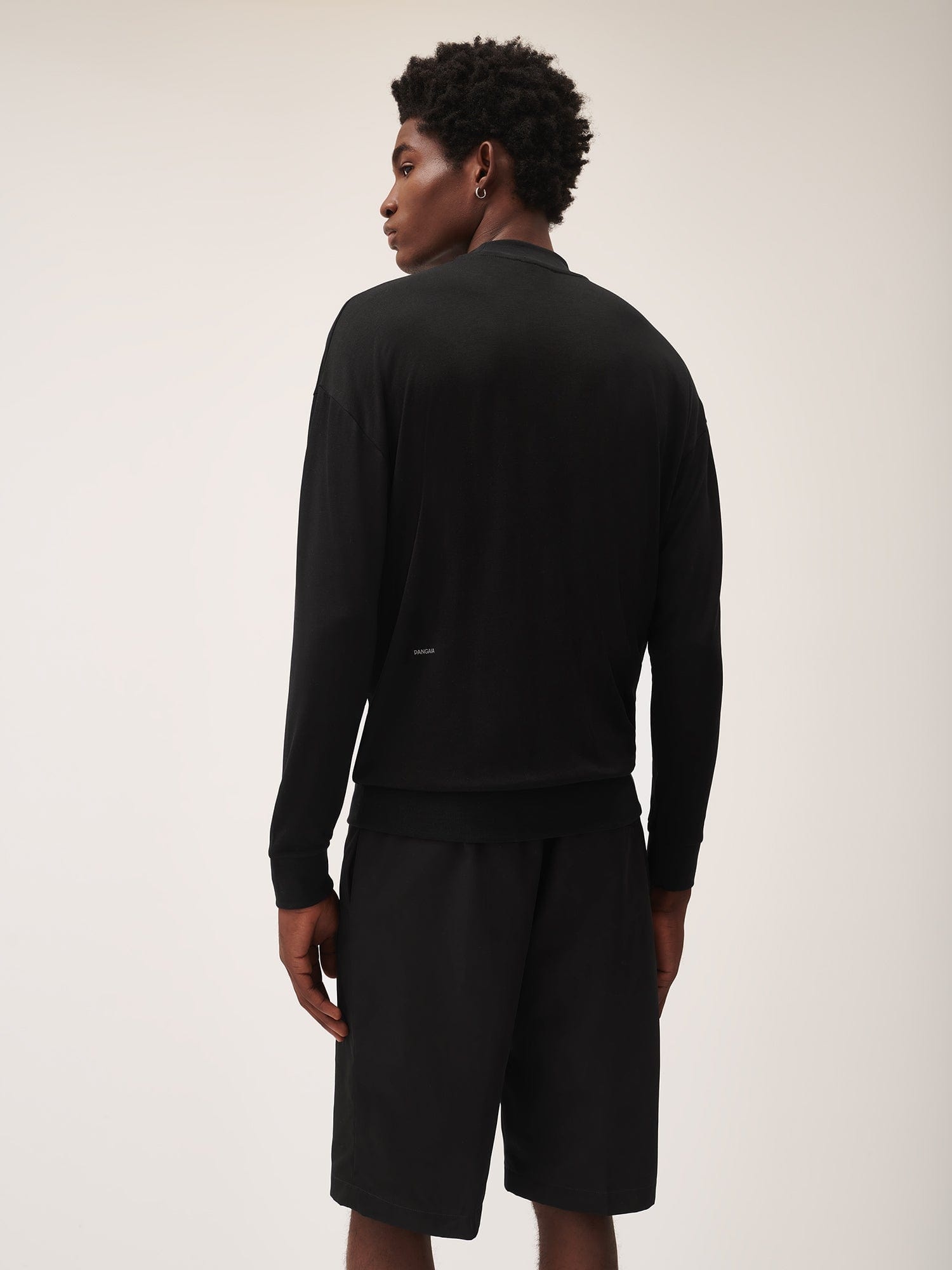 Men's Seaweed Lyocell Fine Knit Top - Black - 3