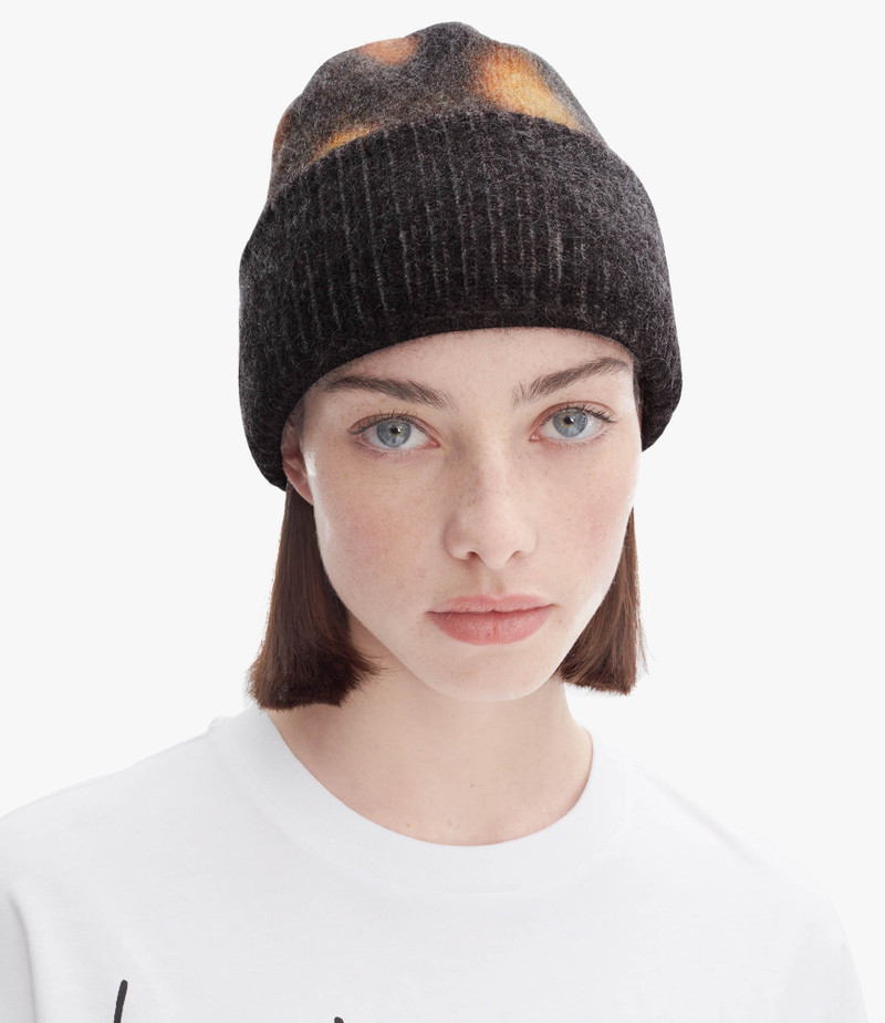 A.P.C. TAIL TAME IMPALA BEANIE outlook