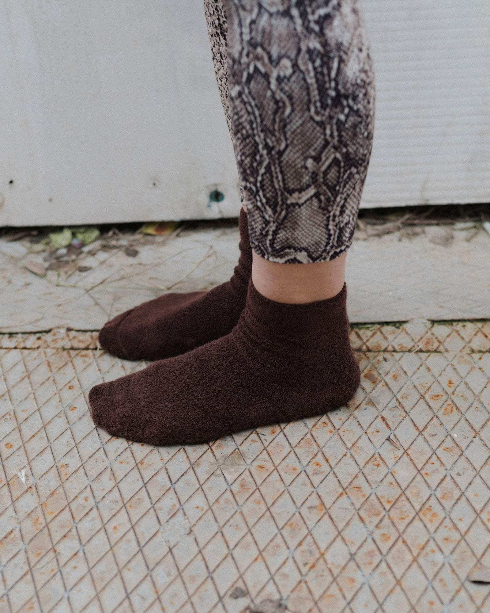 Buckle Overankle Socks - Textured Organic Cotton - 2