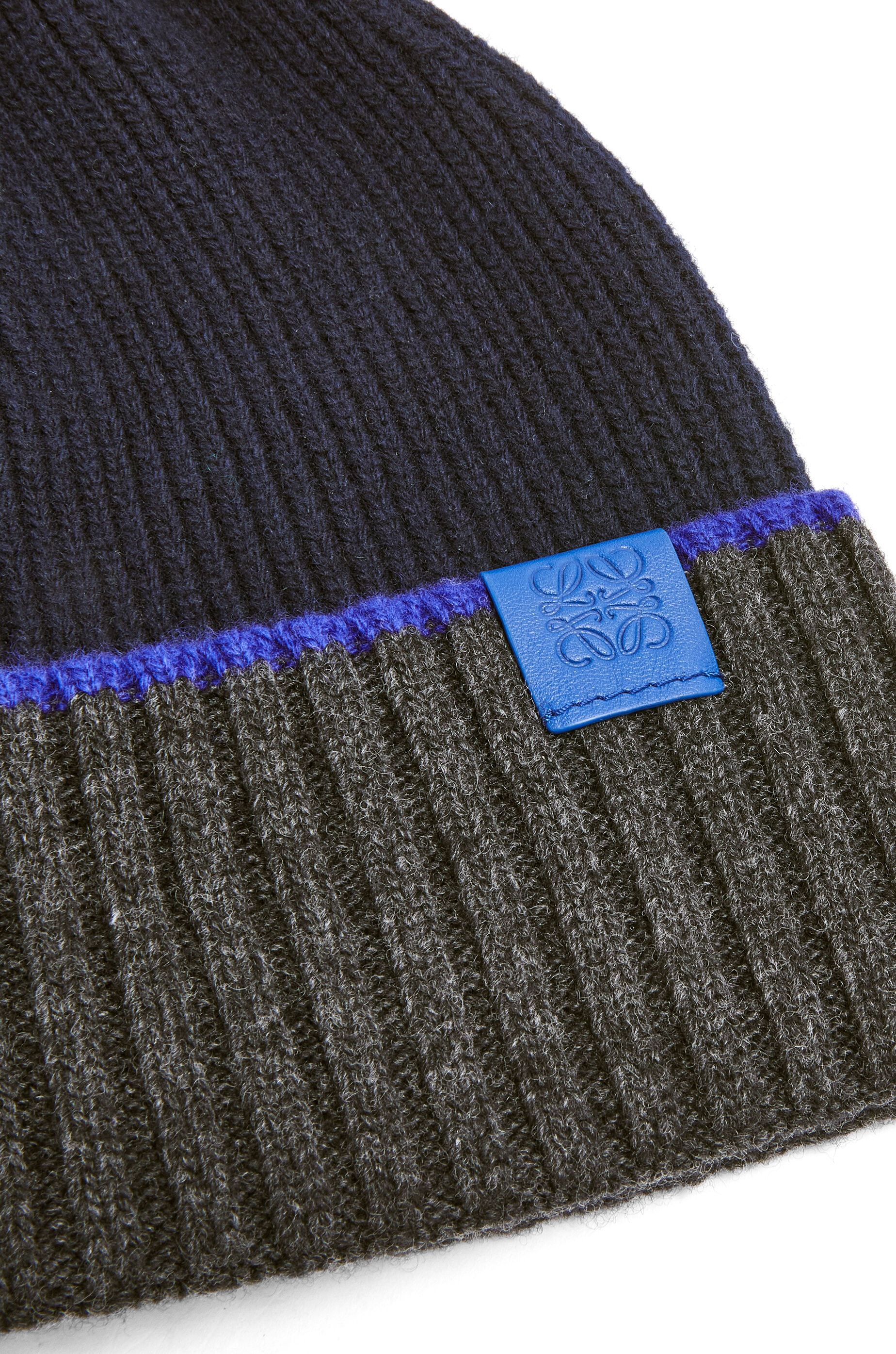 Beanie hat in wool - 5