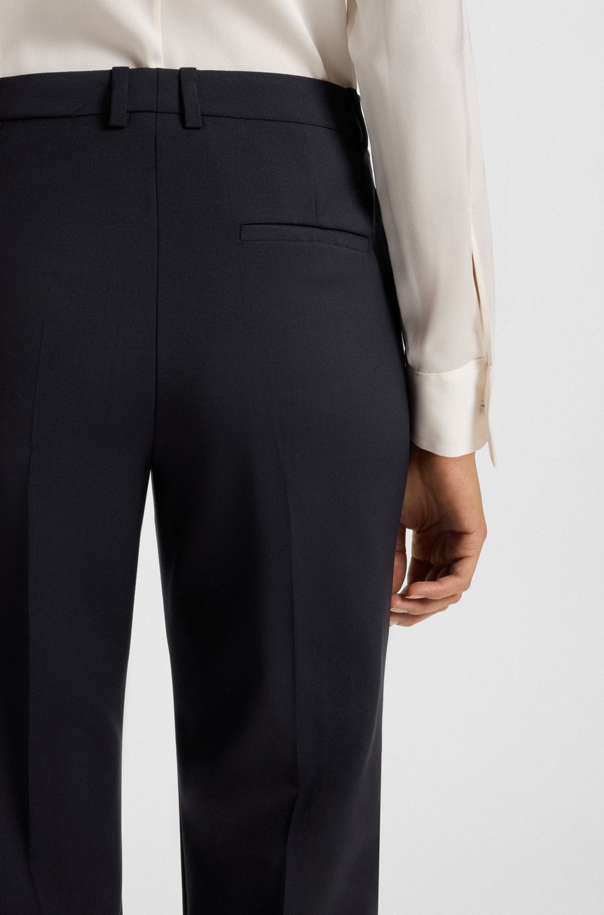 REGULAR-FIT PANTS IN ITALIAN VIRGIN WOOL - 5
