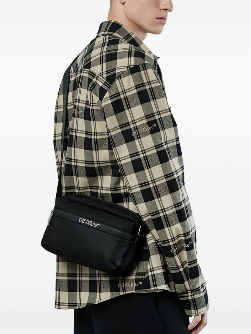 Off-White Outdoor messenger bag outlook