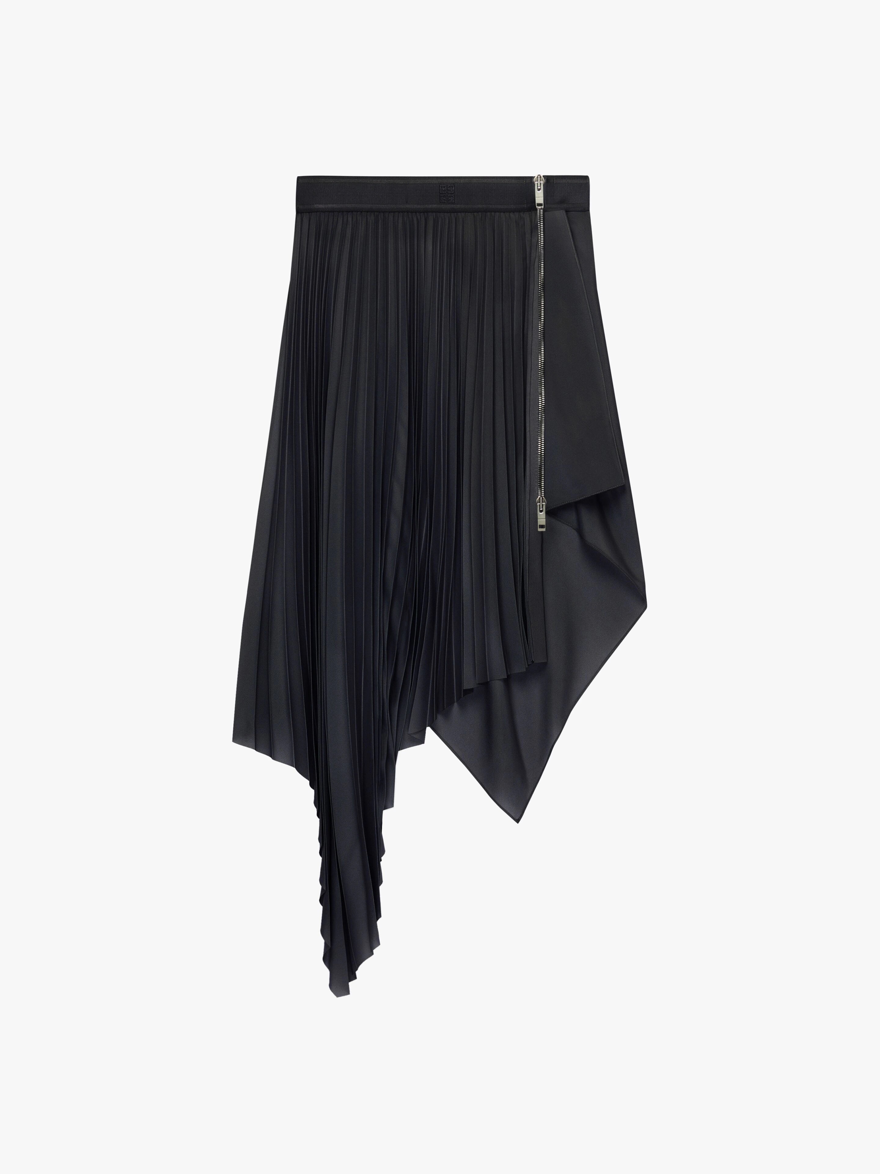 ASYMMETRIC PLEATED SKIRT WITH BANDANA PATTERN - 1